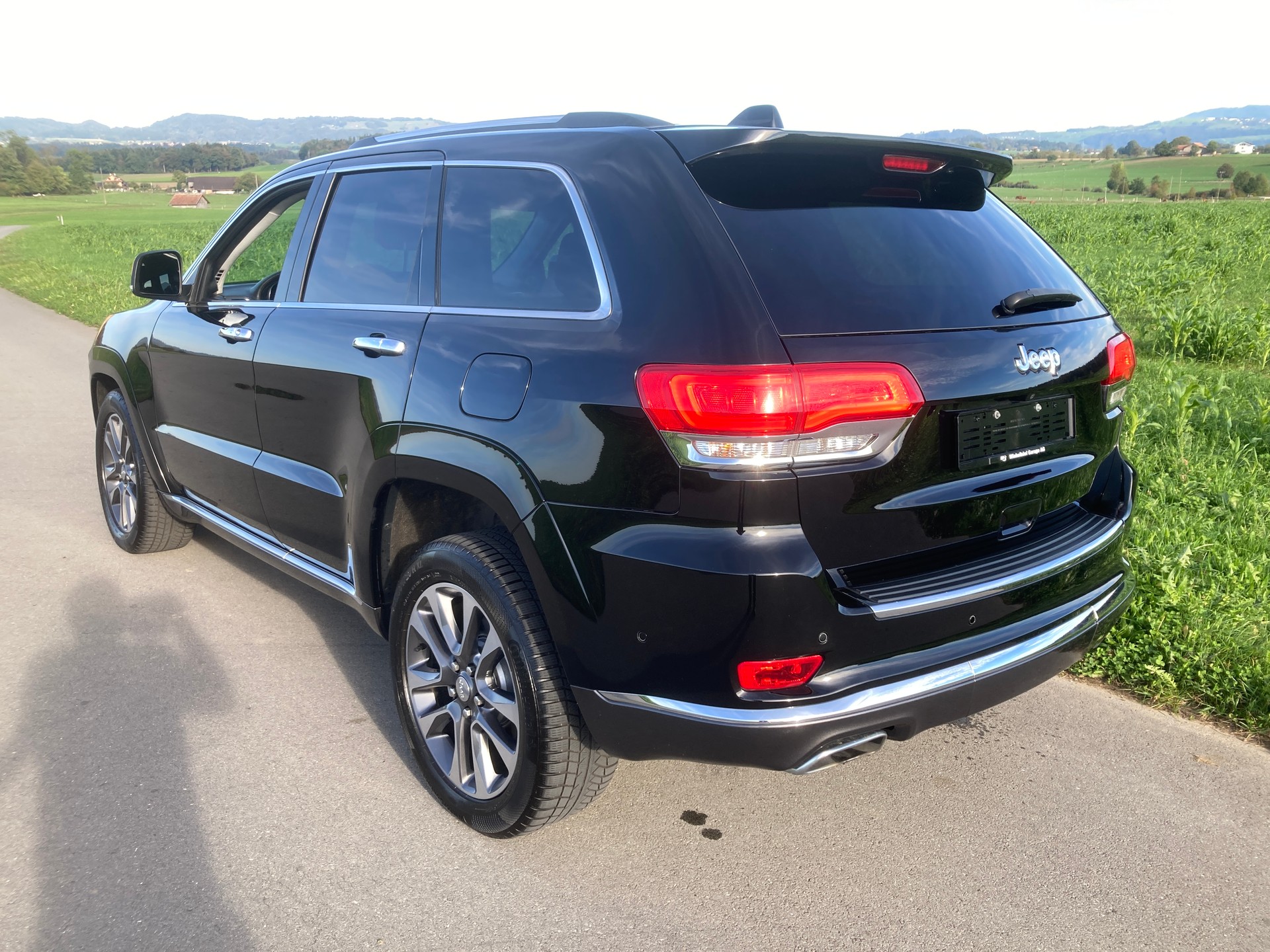 JEEP Grand Cherokee 3.0 CRD Summit Automatic-image-3