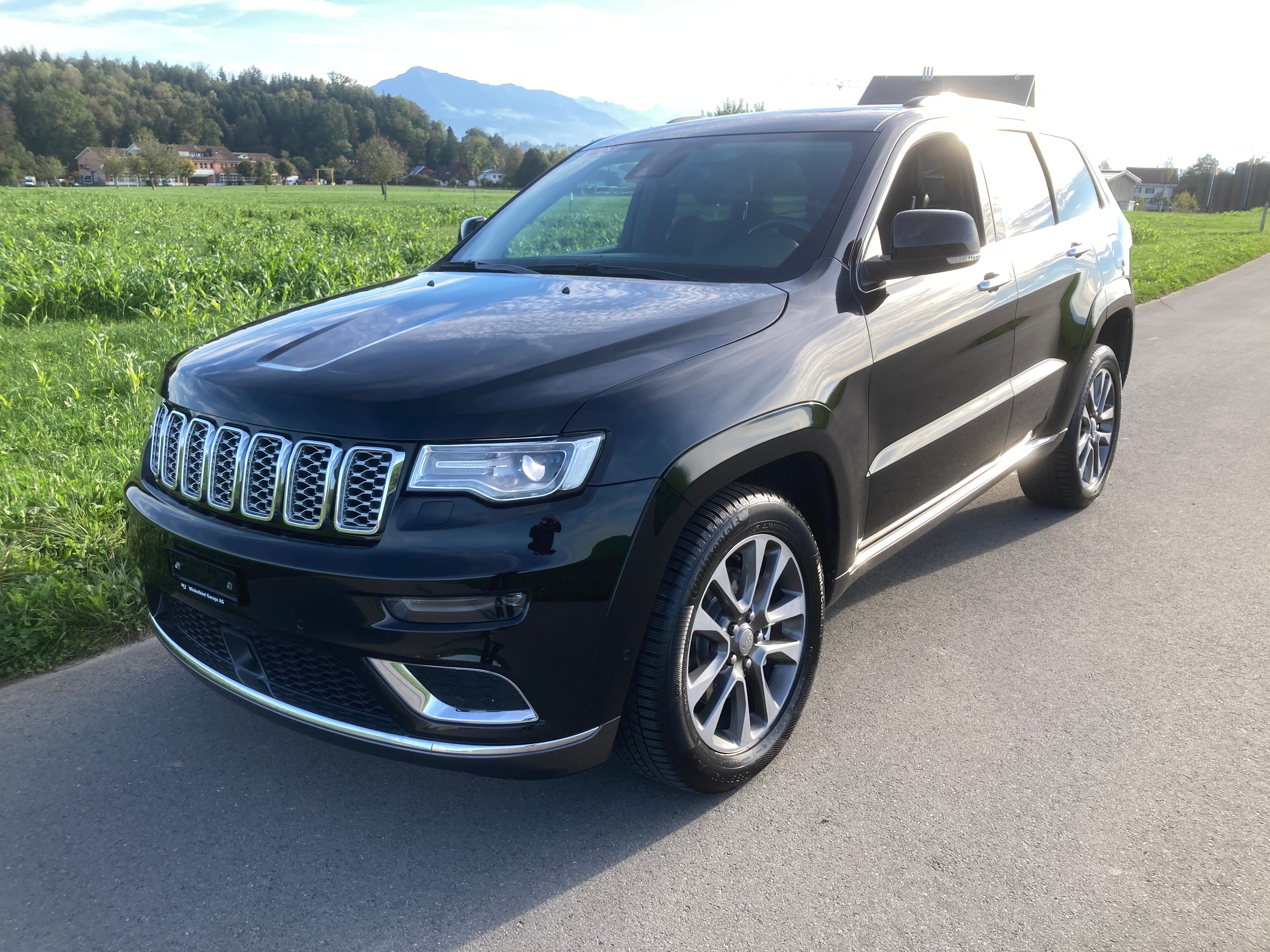 Car photo