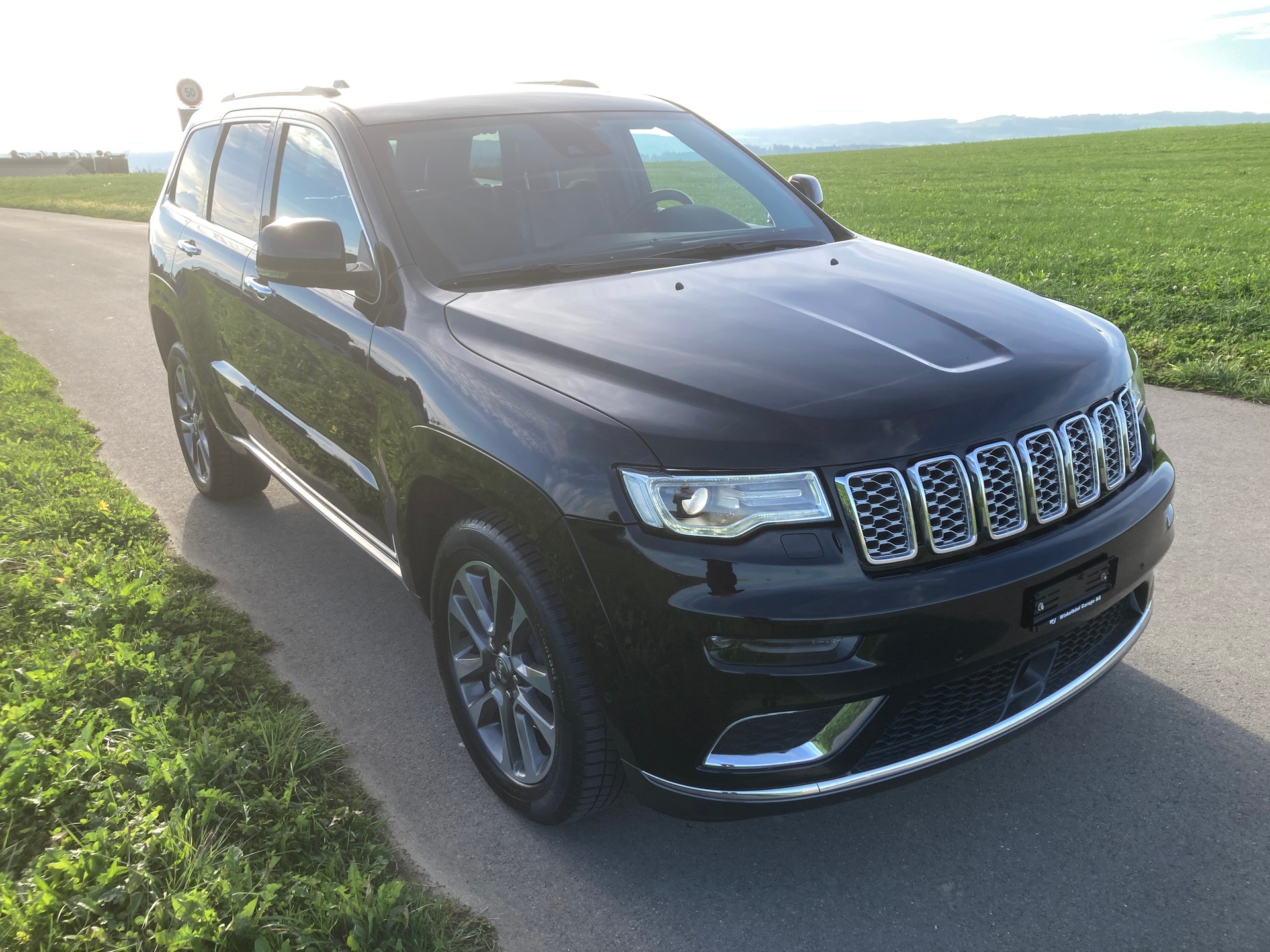 JEEP Grand Cherokee 3.0 CRD Summit Automatic-image-1