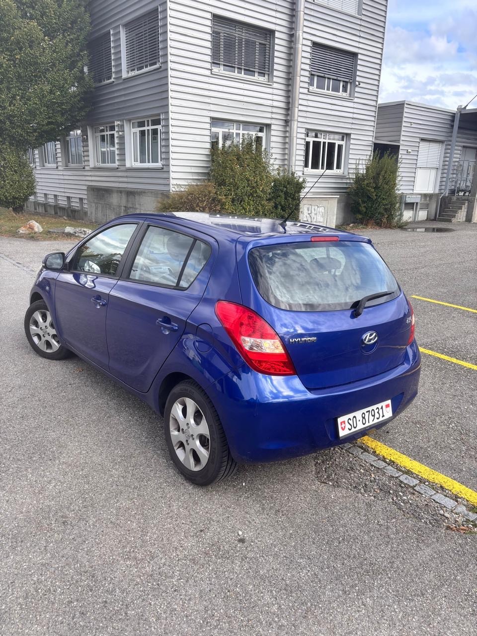 Car photo