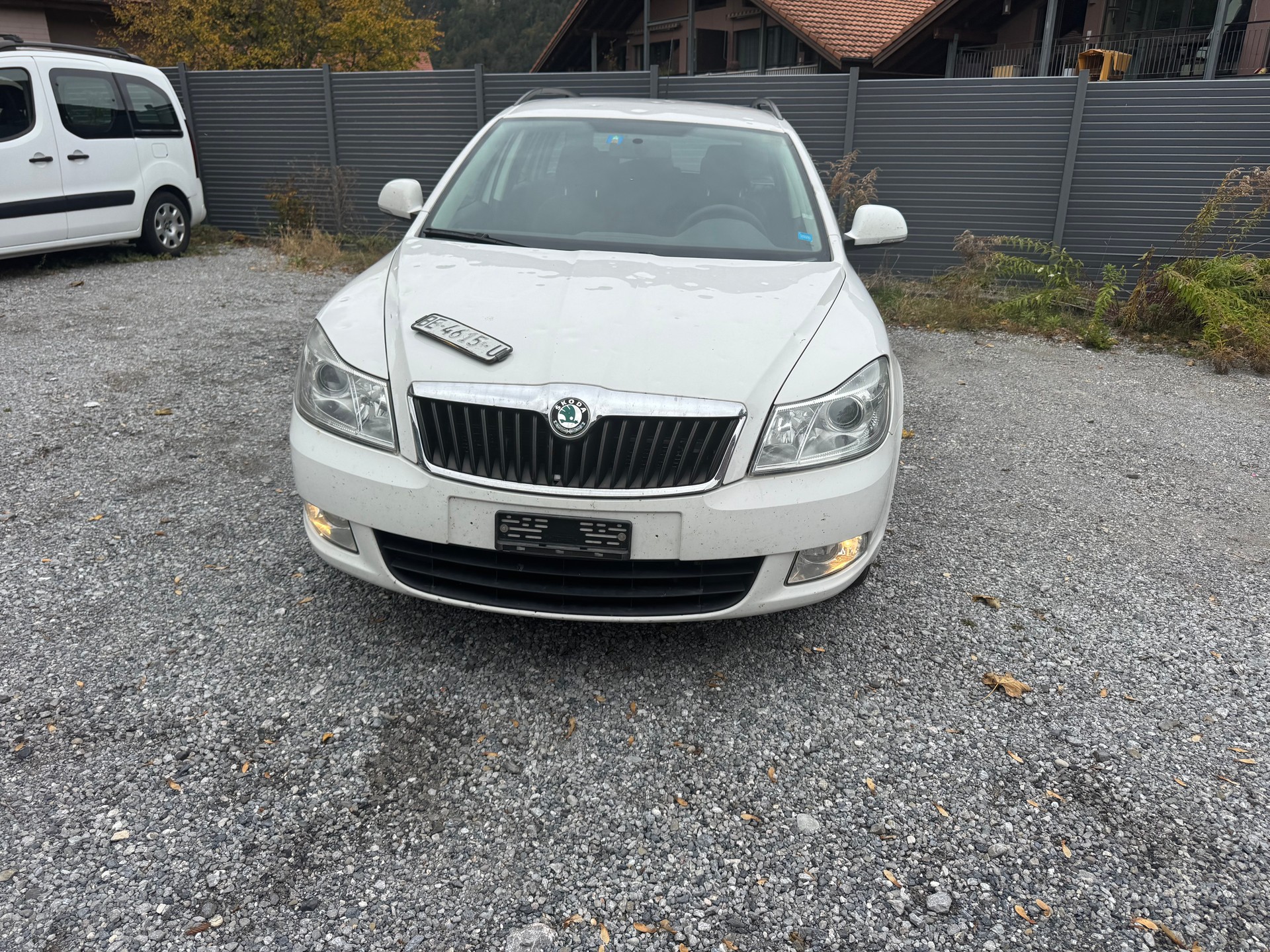 SKODA Octavia Combi 1.6 TDI Stöckli 4x4-image-0