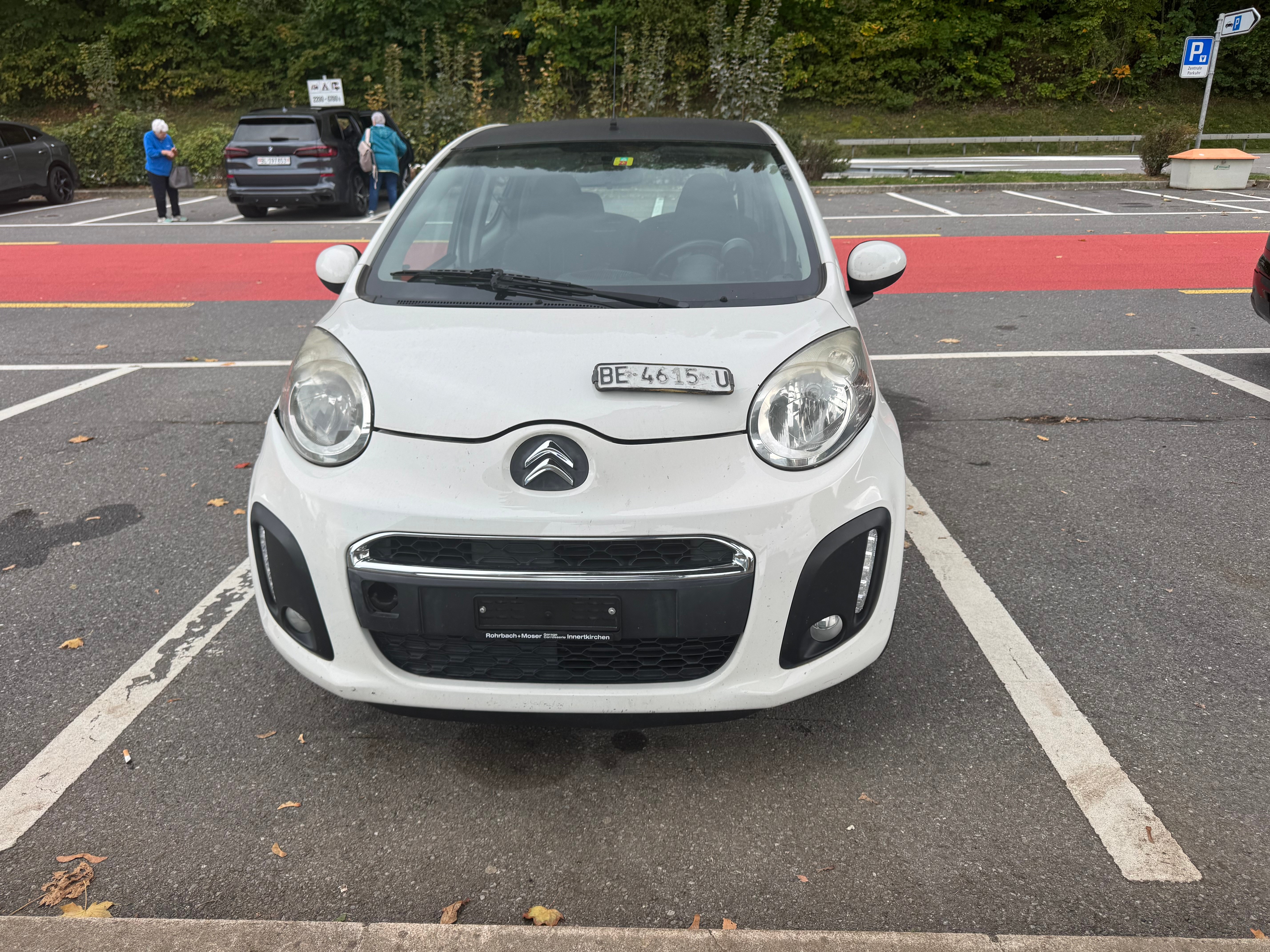 Car photo