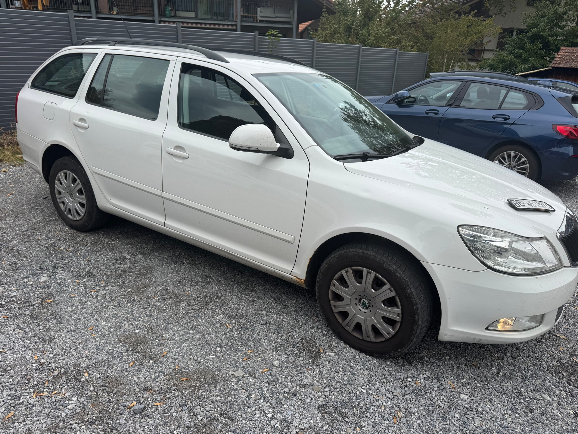 SKODA Octavia Combi 1.6 TDI Stöckli 4x4-image-1