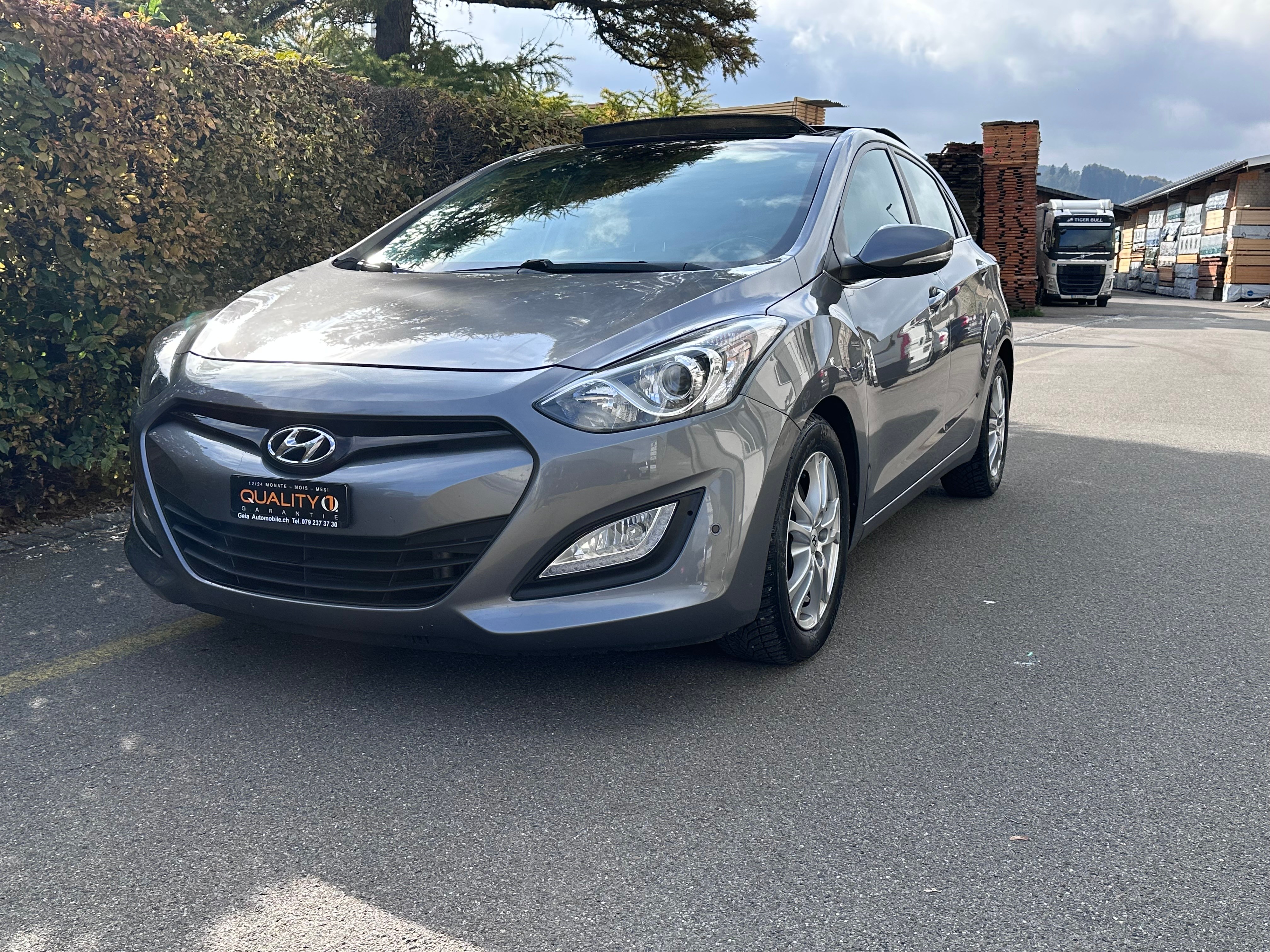 Car photo