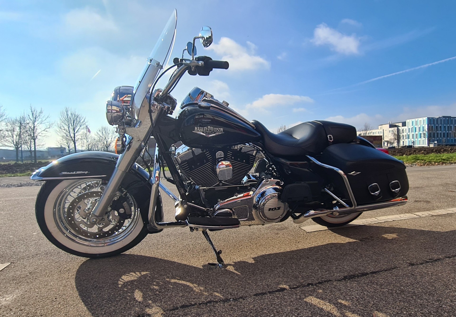HARLEY-DAVIDSON FLHRC Road King Classic 103 ABS-image-4