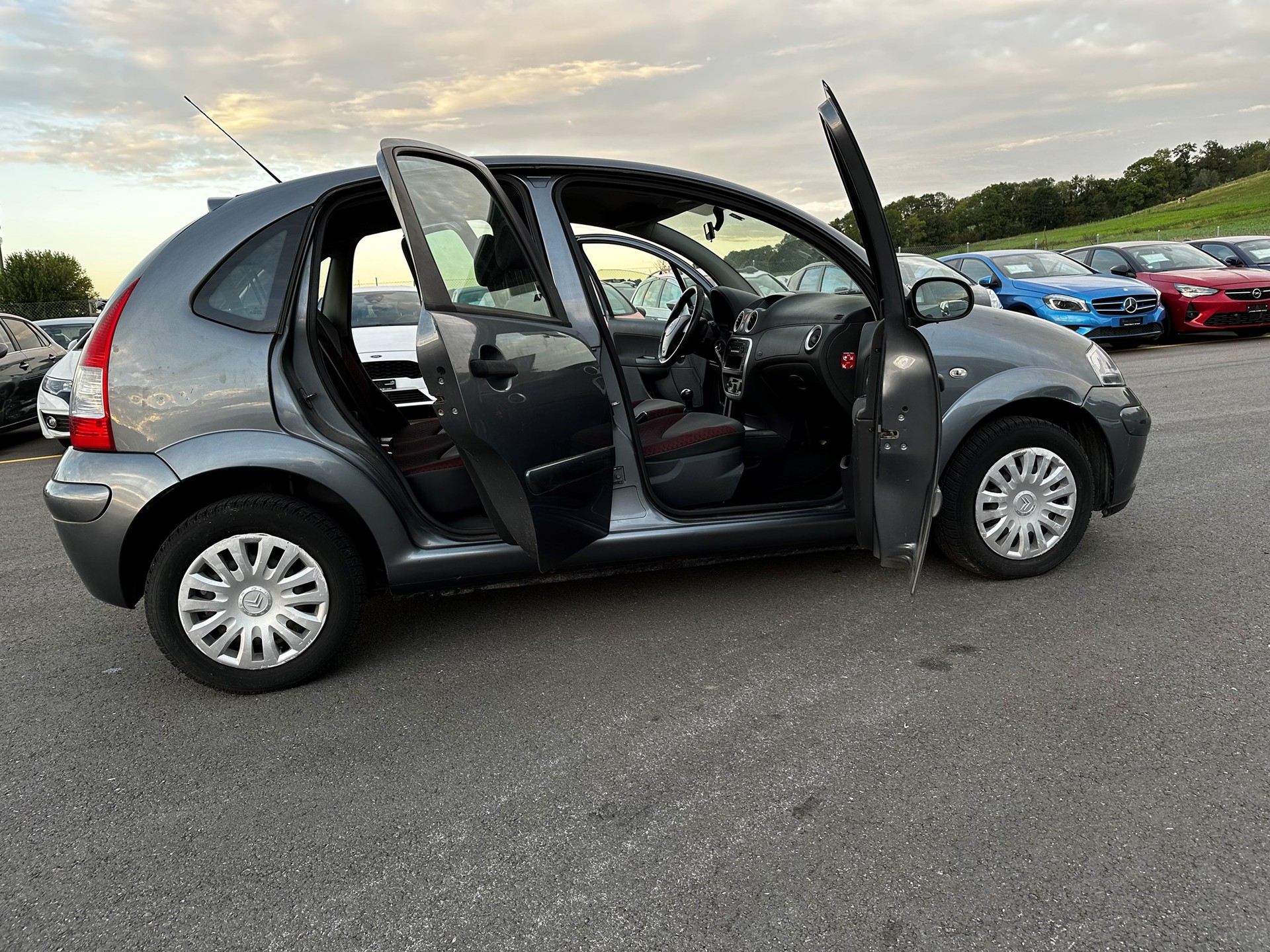 CITROEN C3 1.1i Furio-image-2