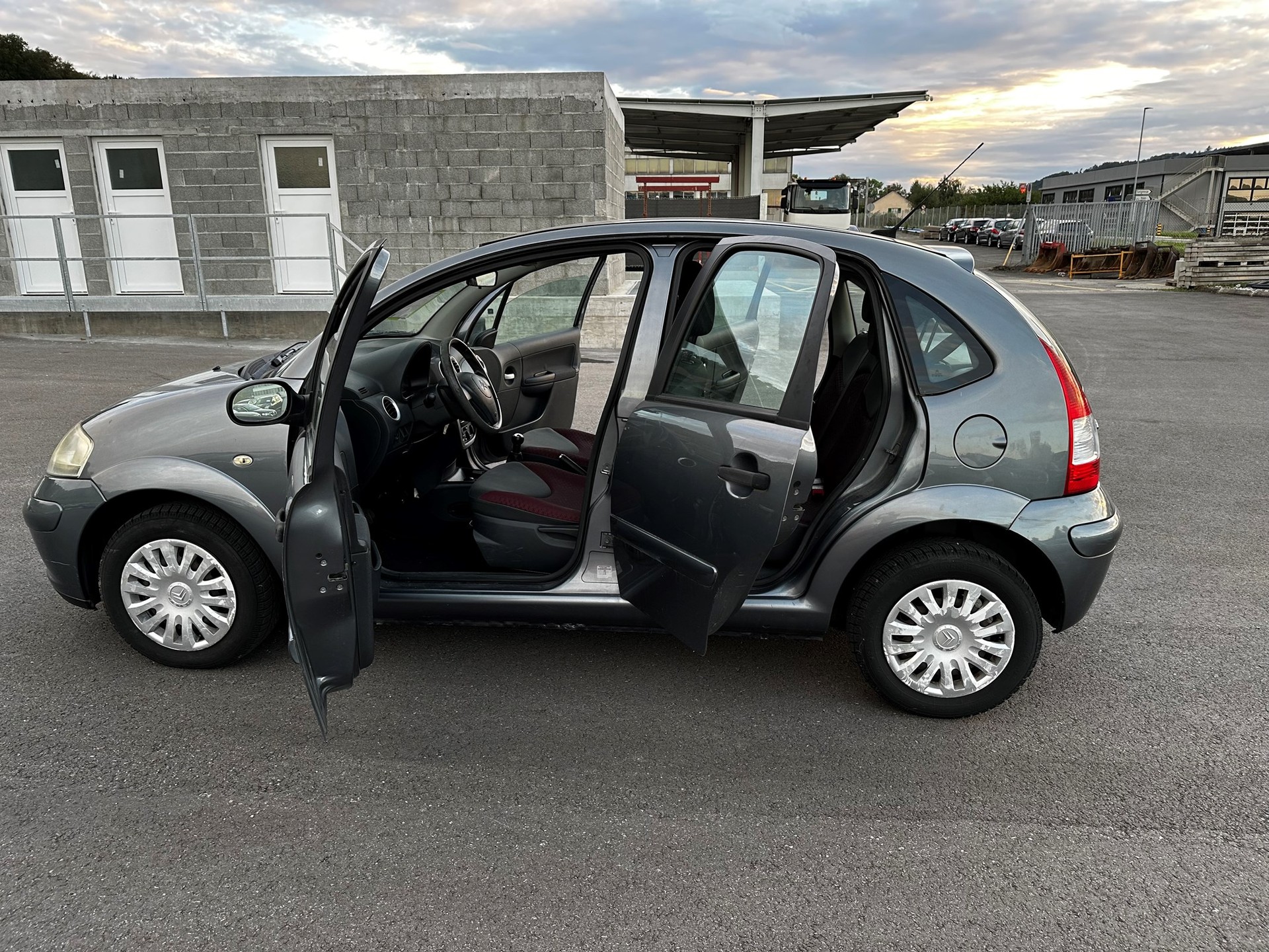 CITROEN C3 1.1i Furio-image-1