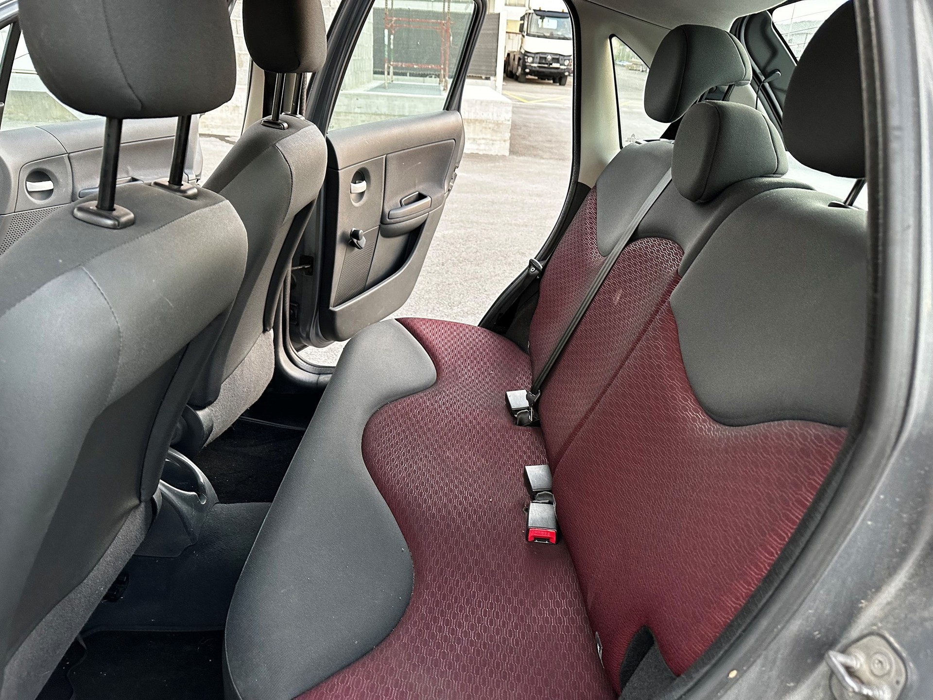 CITROEN C3 1.1i Furio-image-19