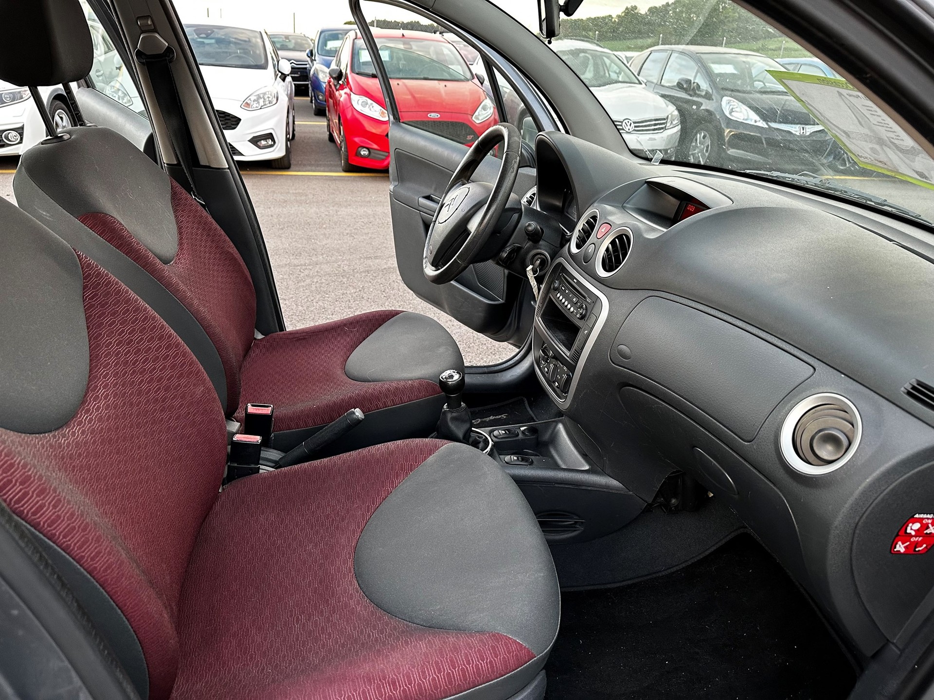 CITROEN C3 1.1i Furio-image-22