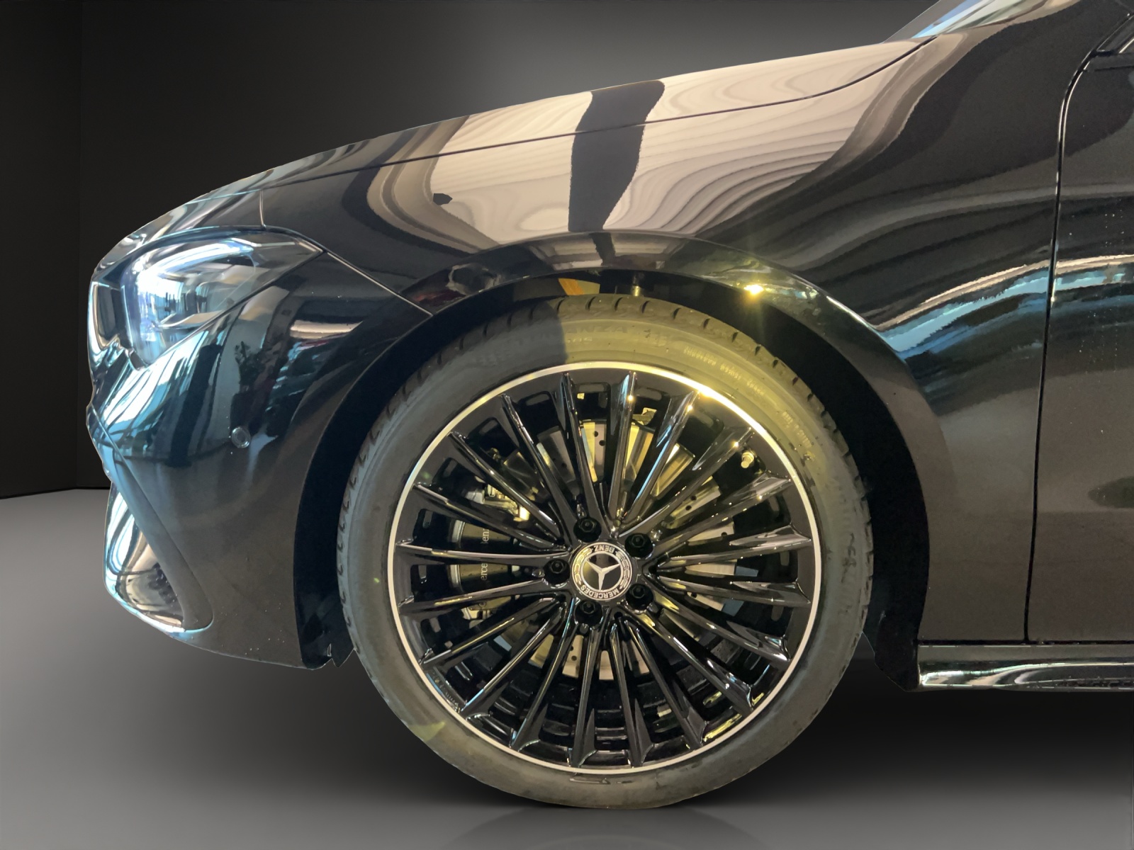 MERCEDES-BENZ CLA SB 250 8G-DCT 4M AMG Line-image-7