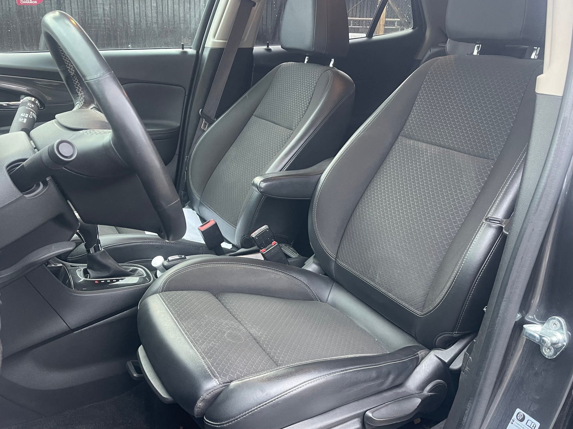 OPEL Mokka X 1.6 CDTi Excellence 2WD Automatic-image-9