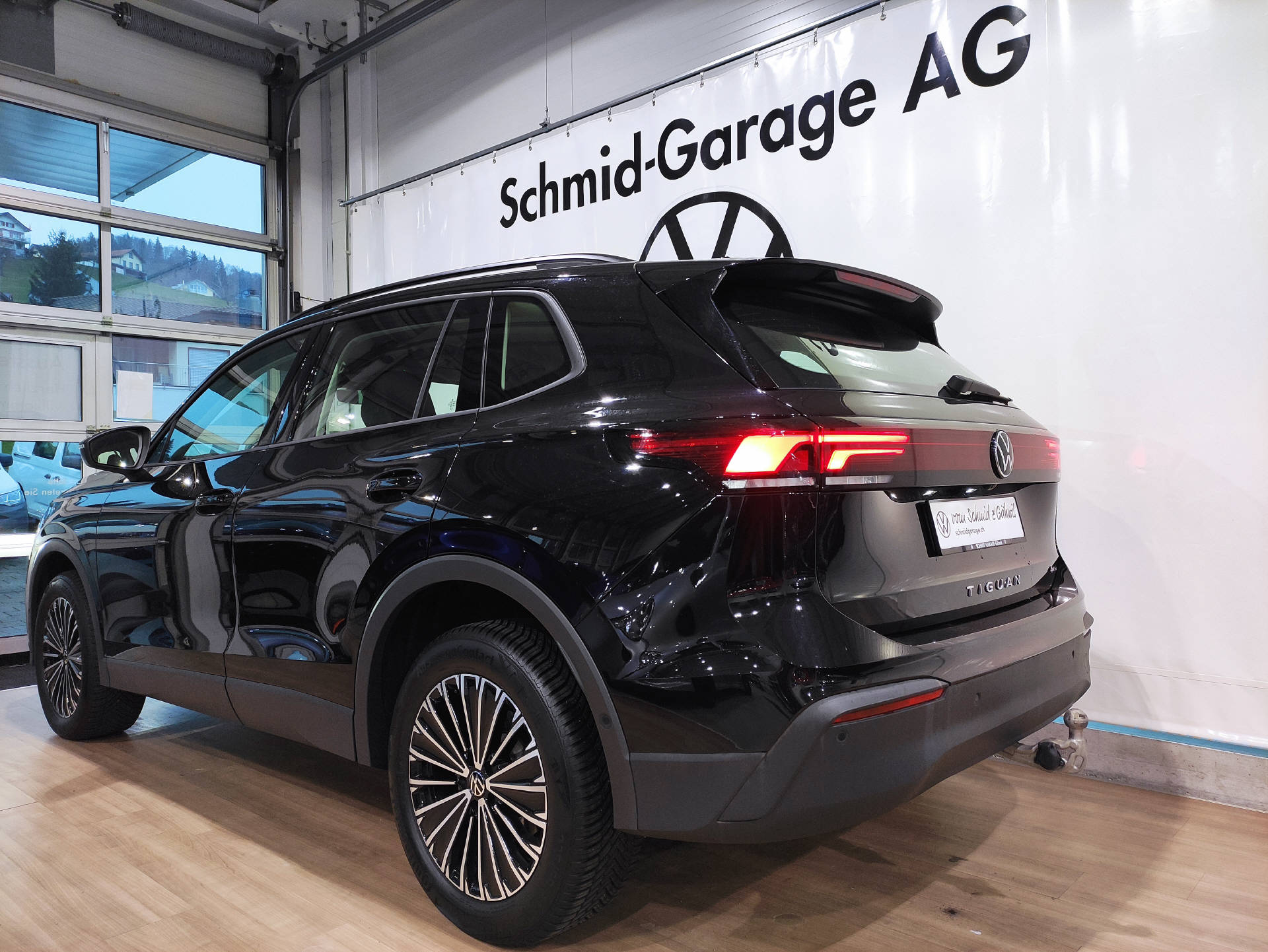 VW Tiguan 2.0 TDI SCR DSG 4M-image-15