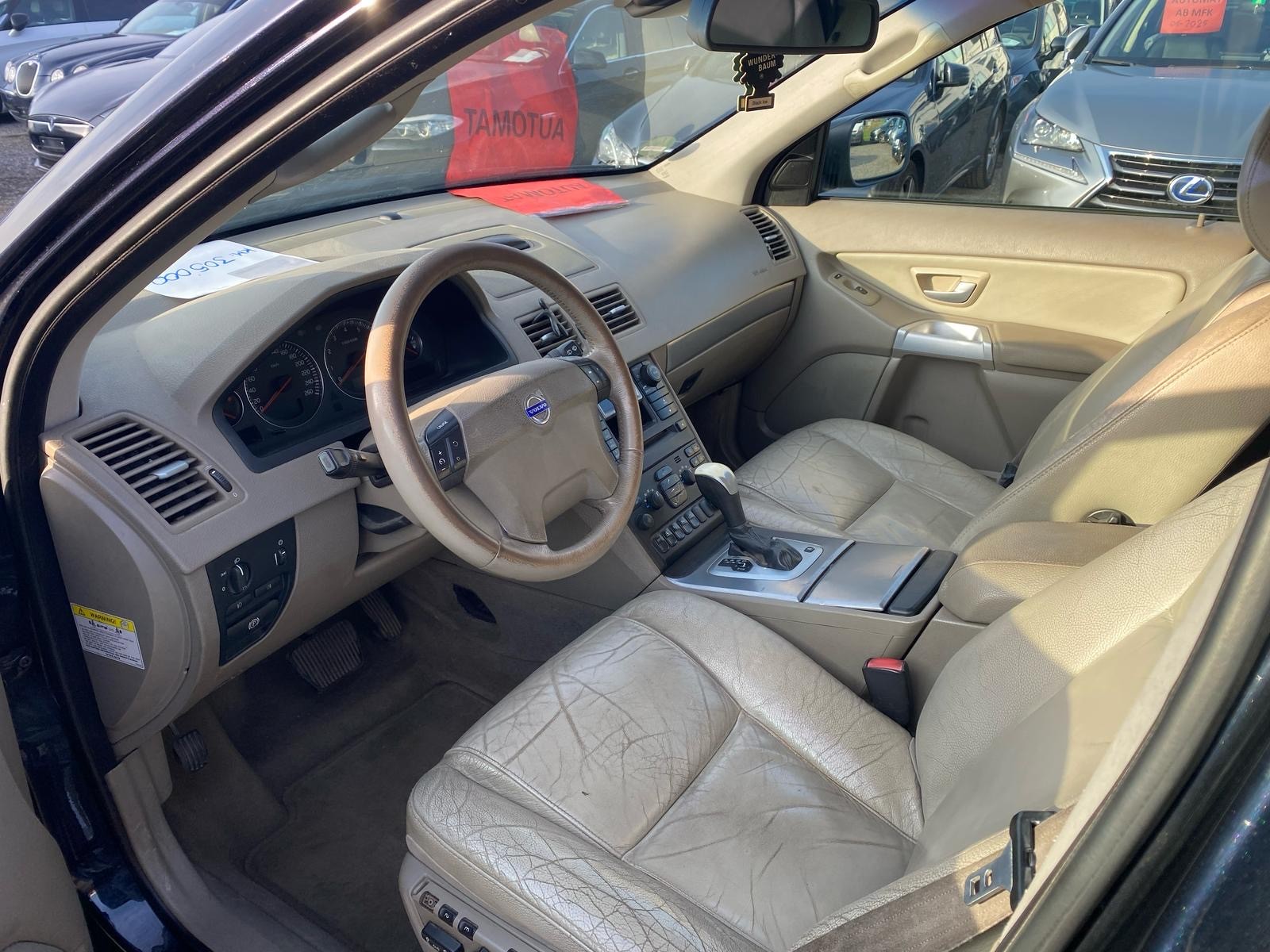 VOLVO XC90 2.5T AWD Kinetic-image-7