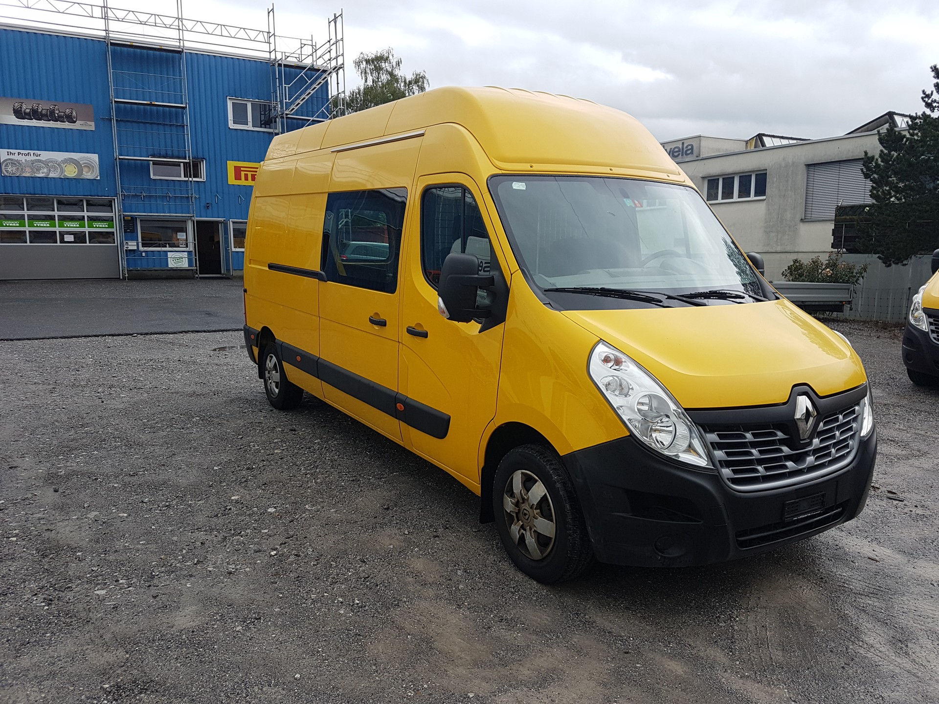 RENAULT Master T35 2.3dCi 130 L3H3-showroom-element-3