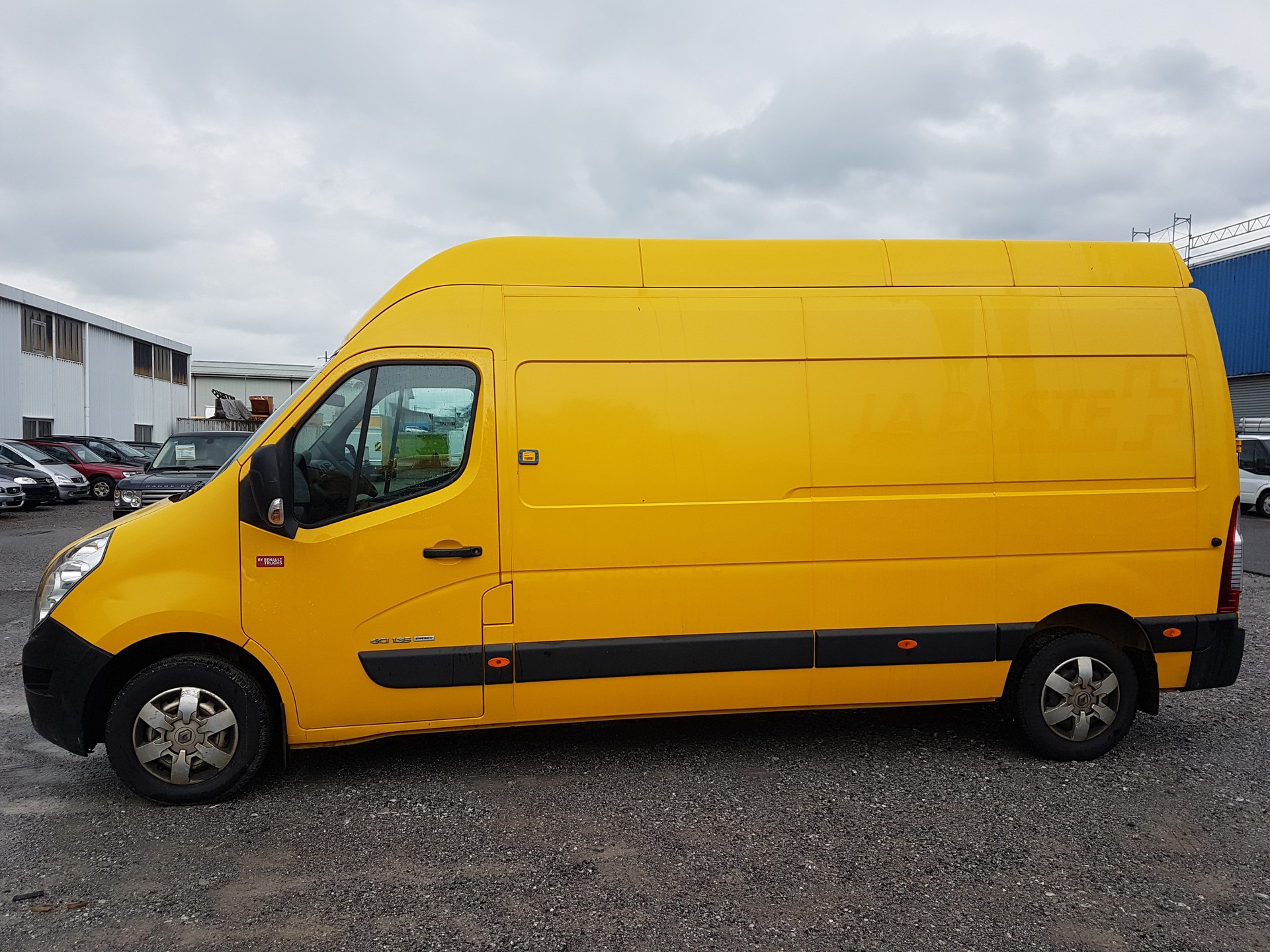 RENAULT Master T35 2.3dCi 130 L3H3