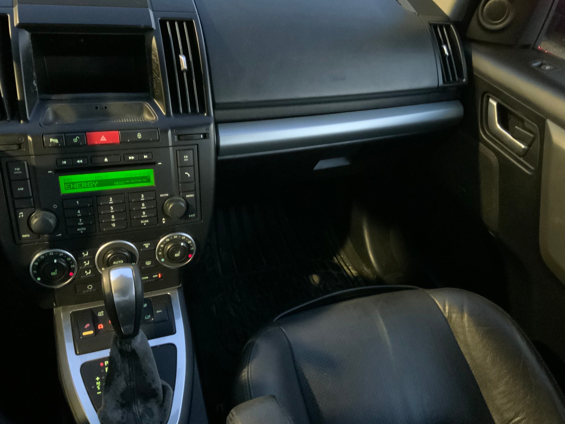 LAND ROVER Freelander 3.2 SE Automatic-image-8