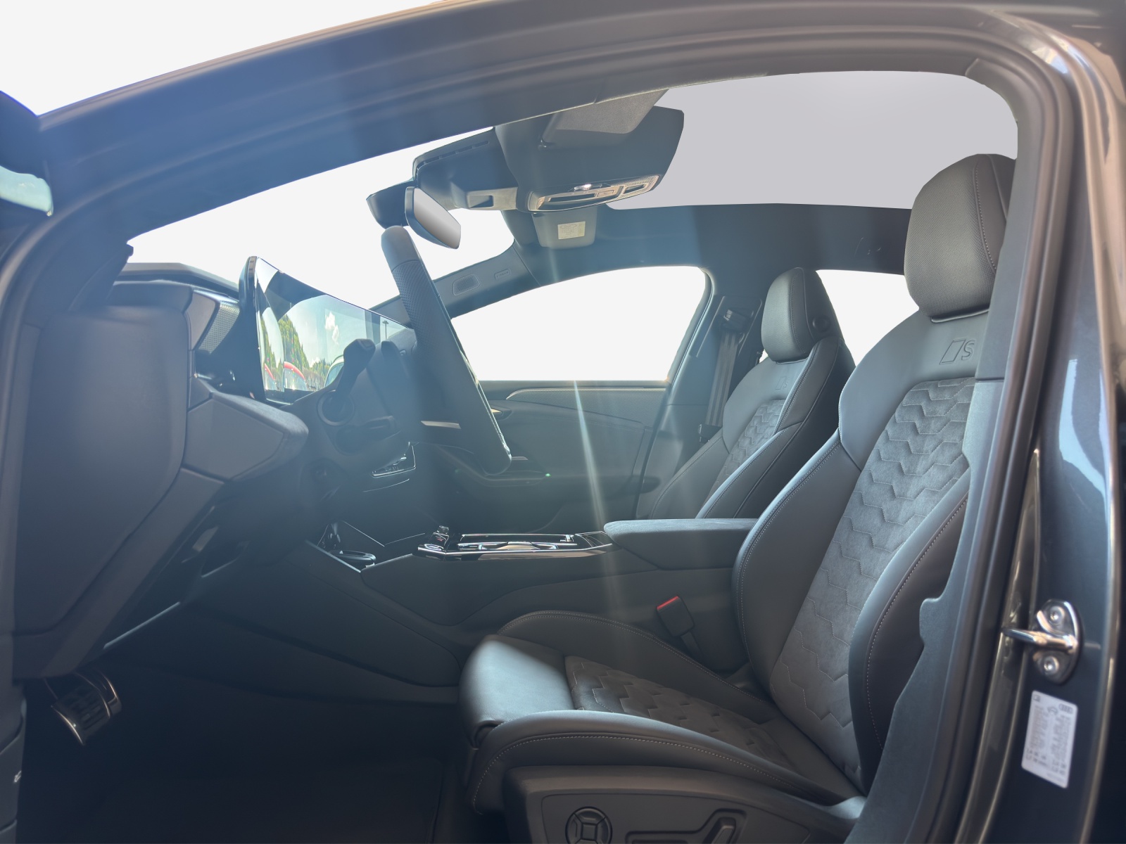 AUDI A6 Avant e-tron performance-image-7
