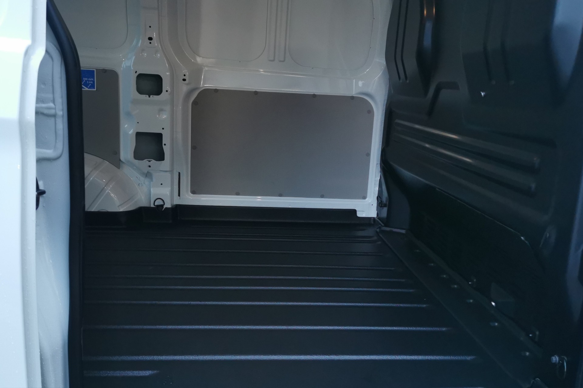 VW e-Transporter 63,8 kWh-image-8