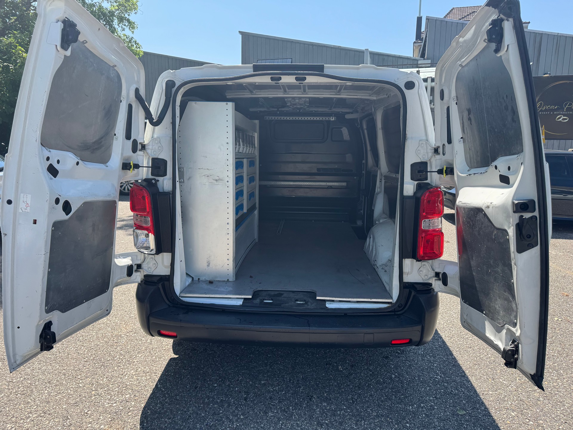 PEUGEOT Expert 1.6 BlueHDi 95 Active Long * 03x Sitze * Klimaanlage * Tempomat * Nutzlast 1053 * Ab MFK 04.08.2023-image-12