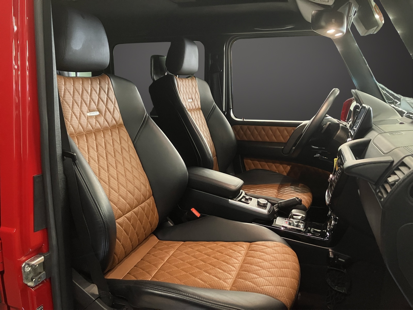 MERCEDES-BENZ G 63 AMG Automatic-image-8
