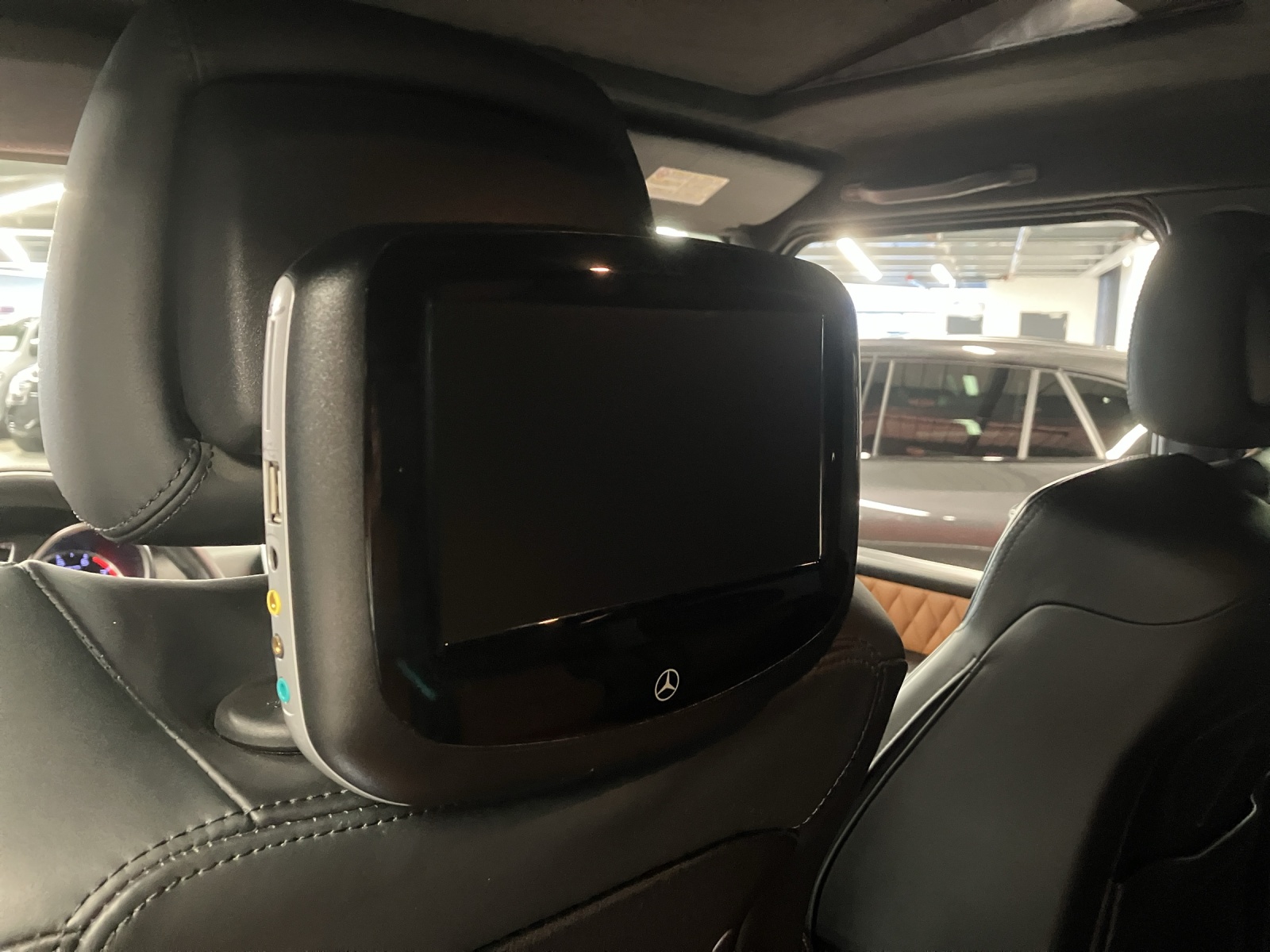 MERCEDES-BENZ G 63 AMG Automatic-image-12