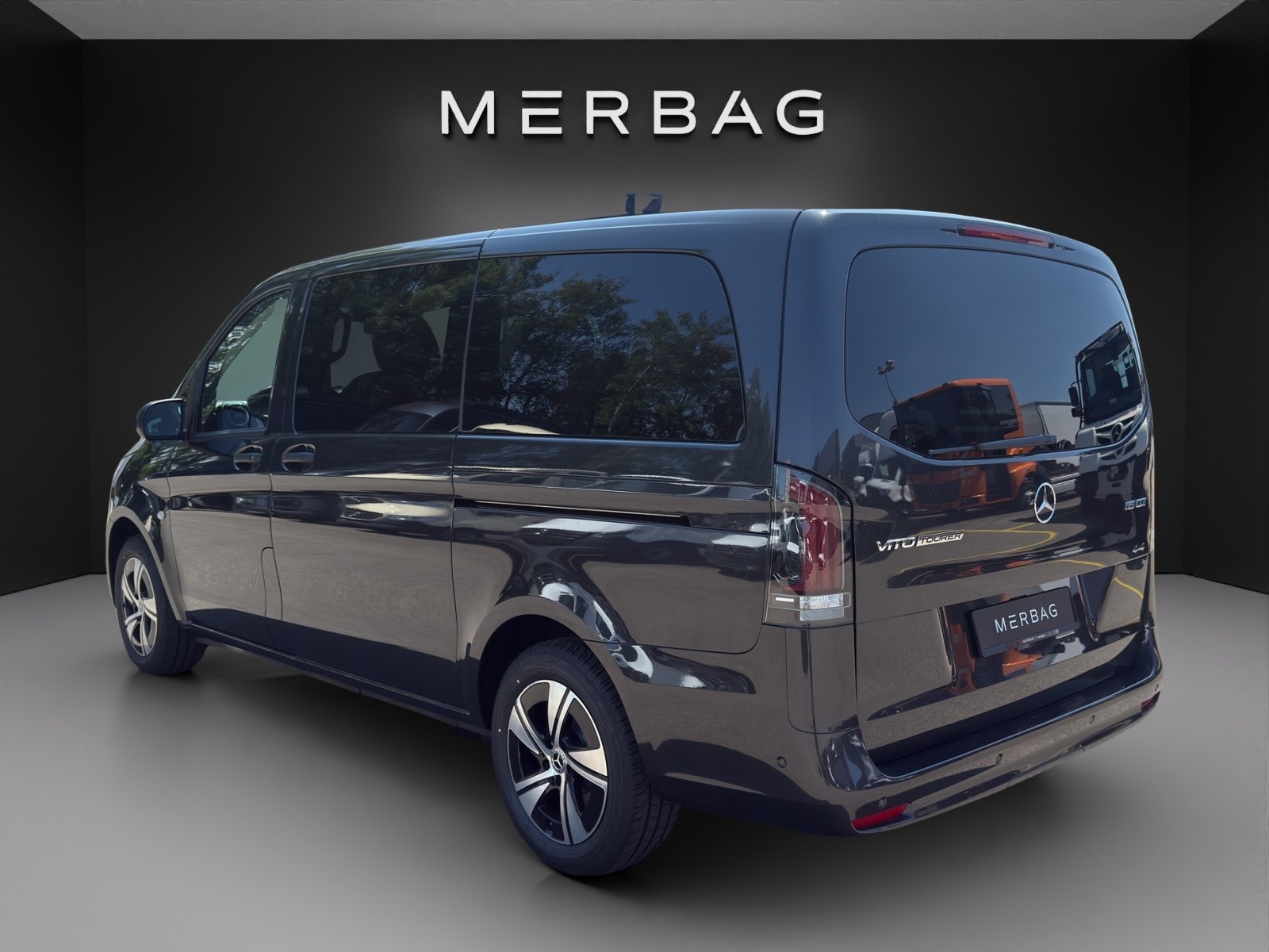 MERCEDES-BENZ Vito 116 CDI Lang Tourer 9G-Tronic 4M Select-image-3