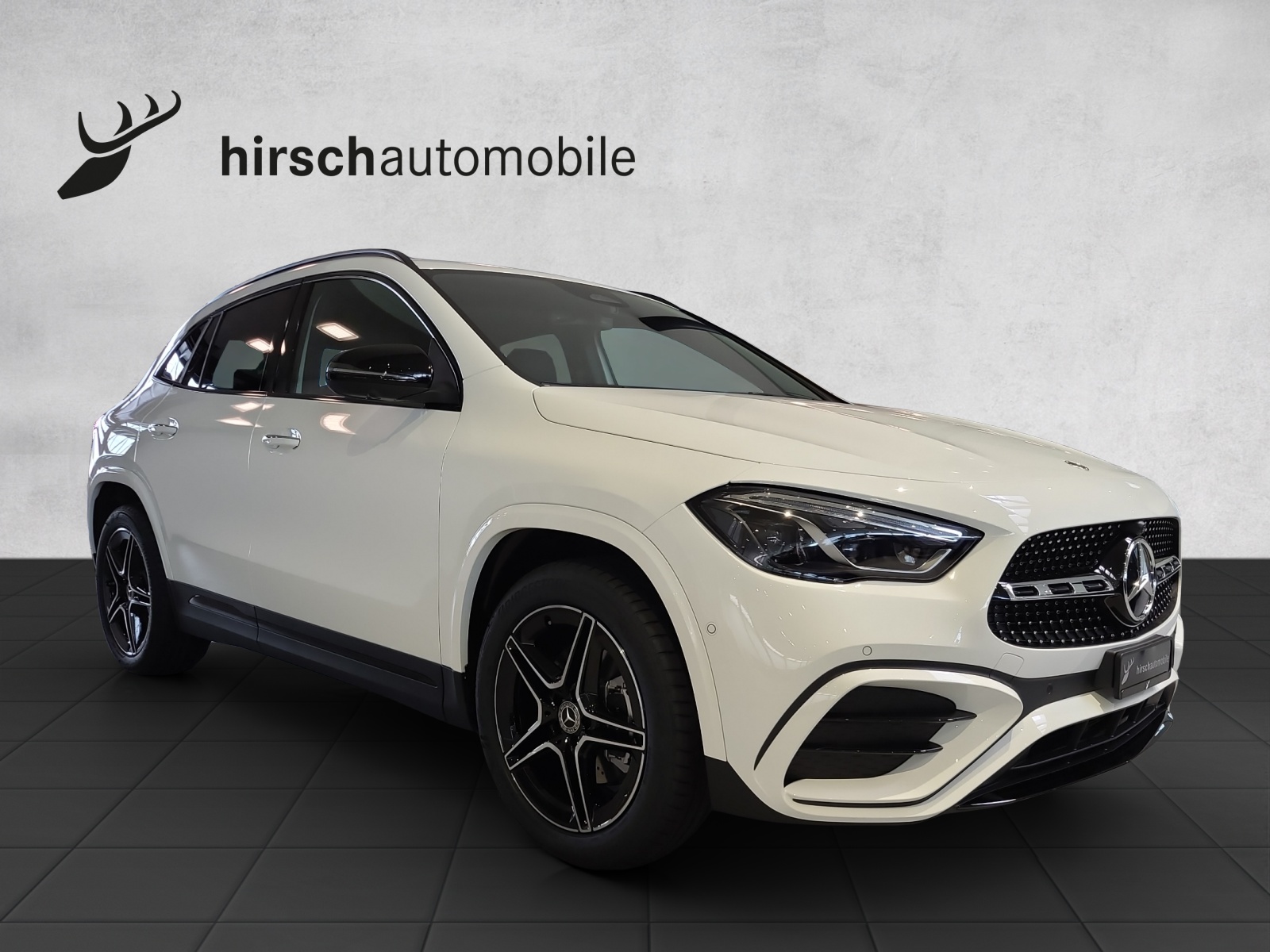 MERCEDES-BENZ GLA 200 Night Star 7G-DCT-image-4
