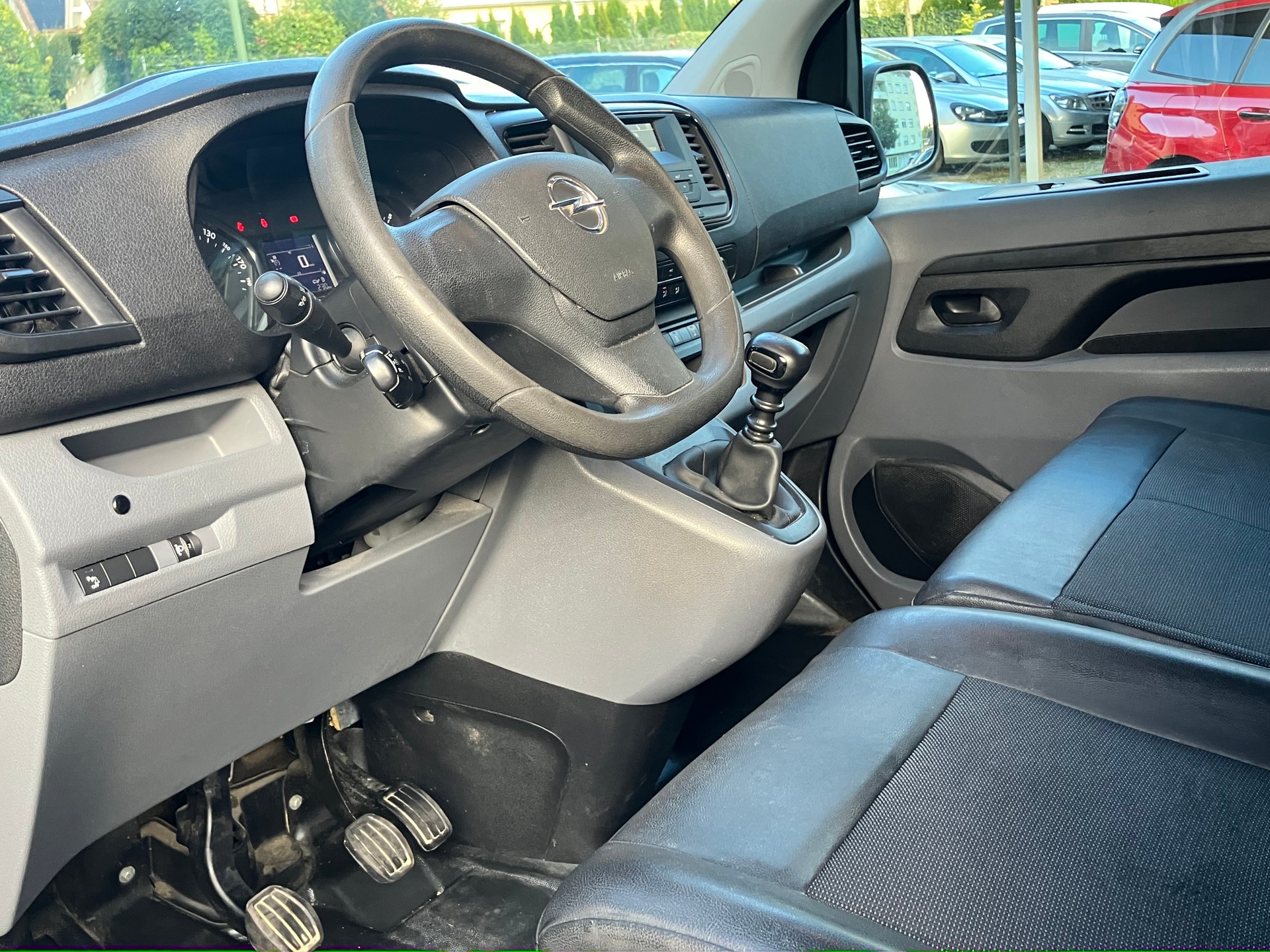 OPEL Vivaro Cargo 2.0 CDTI Enjoy s/s L EN-image-1
