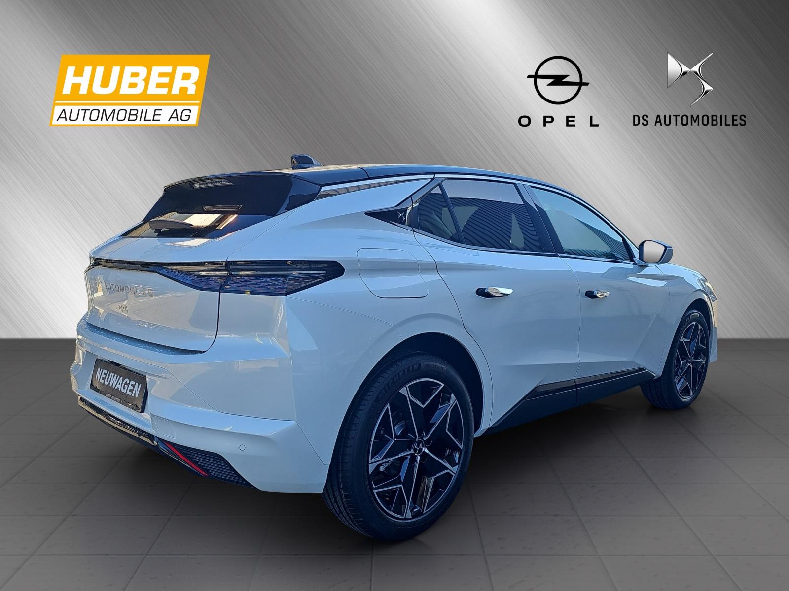 DS AUTOMOBILES No4 1.2 Hybrid Pallas-image-1