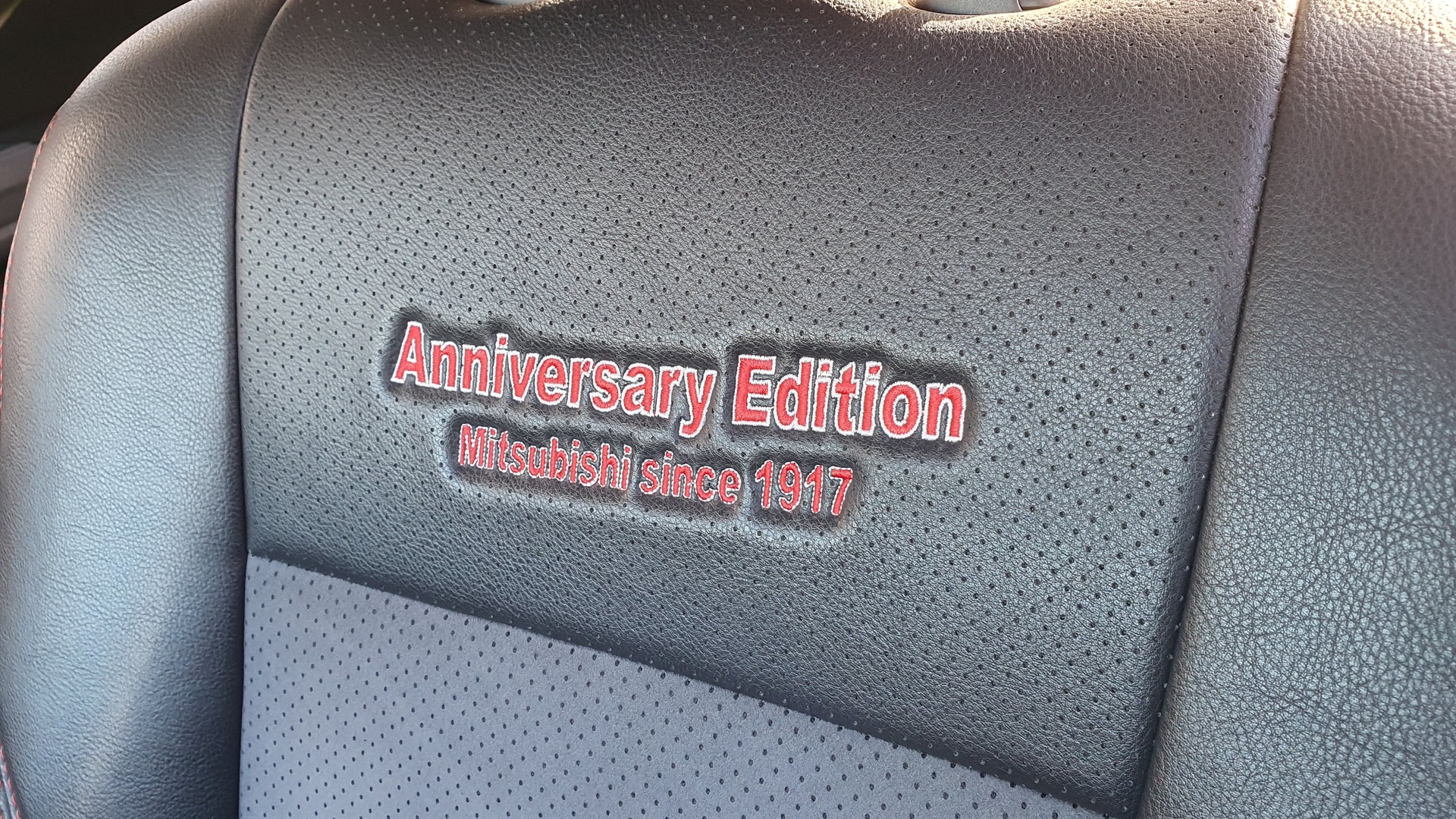 MITSUBISHI Outlander 2.2DID SwissStar Anhängelast bis 2.0t möglich-image-6
