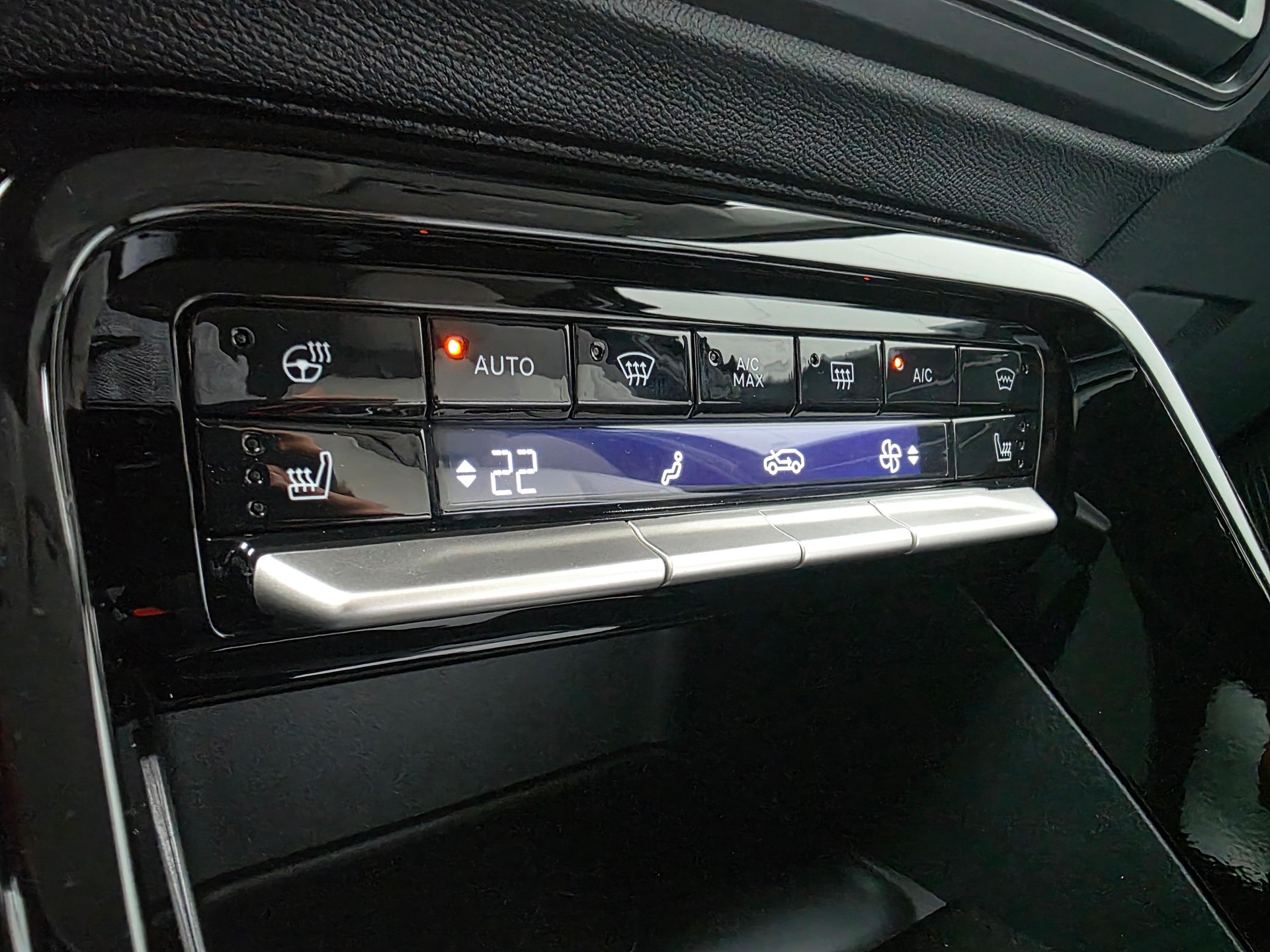 CITROEN C3 Aircross 1.2 MHEV Max-image-12