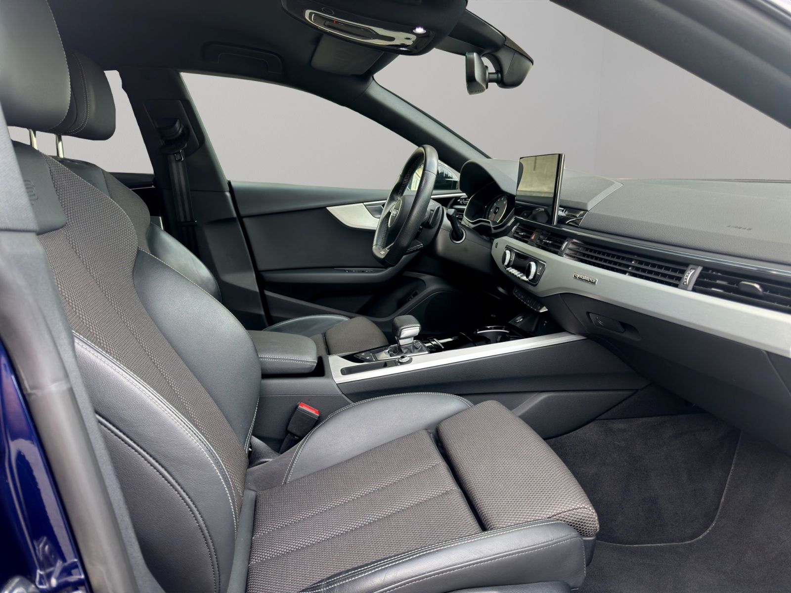 AUDI A5 Sportback 2.0 45 TFSI S Line quattro S-Tronic-image-12