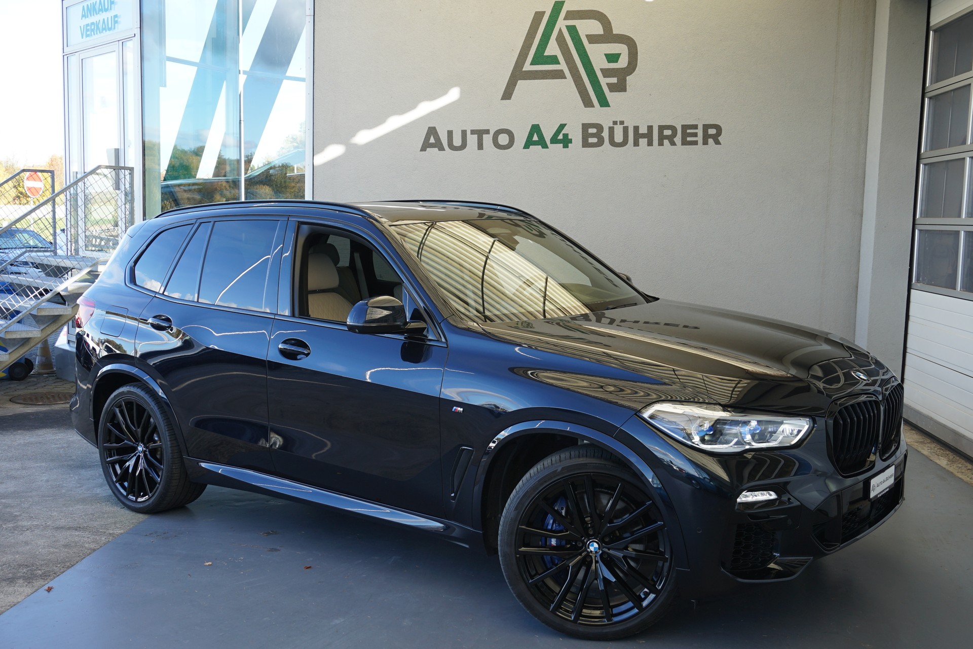 BMW X5 xDrive M50d-image-1