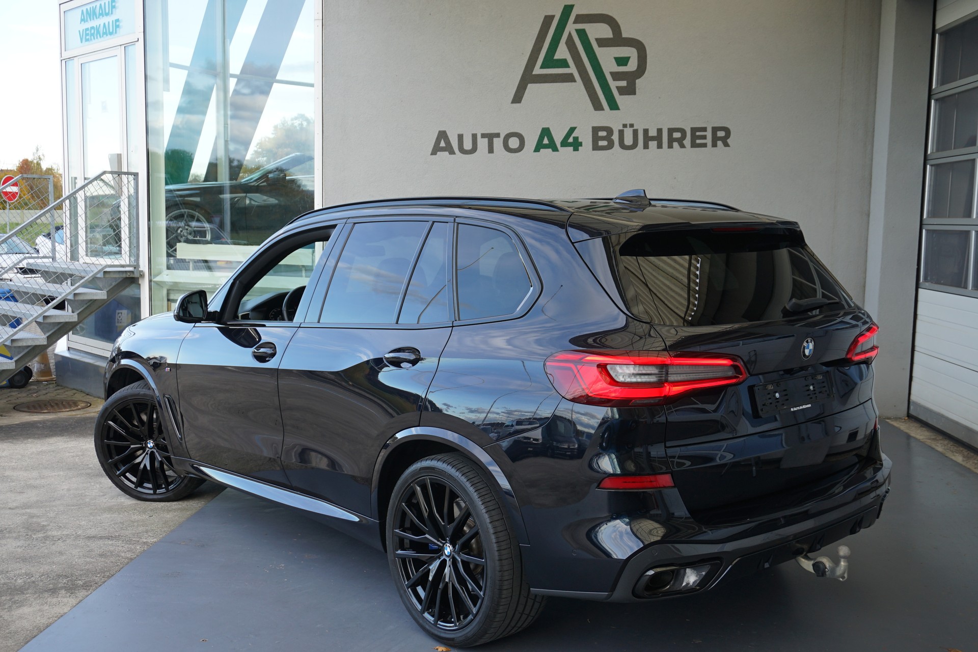 BMW X5 xDrive M50d-image-7