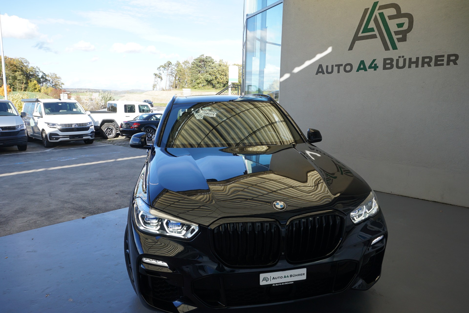 BMW X5 xDrive M50d-image-2