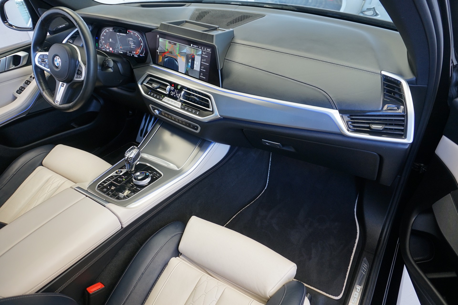 BMW X5 xDrive M50d-image-19