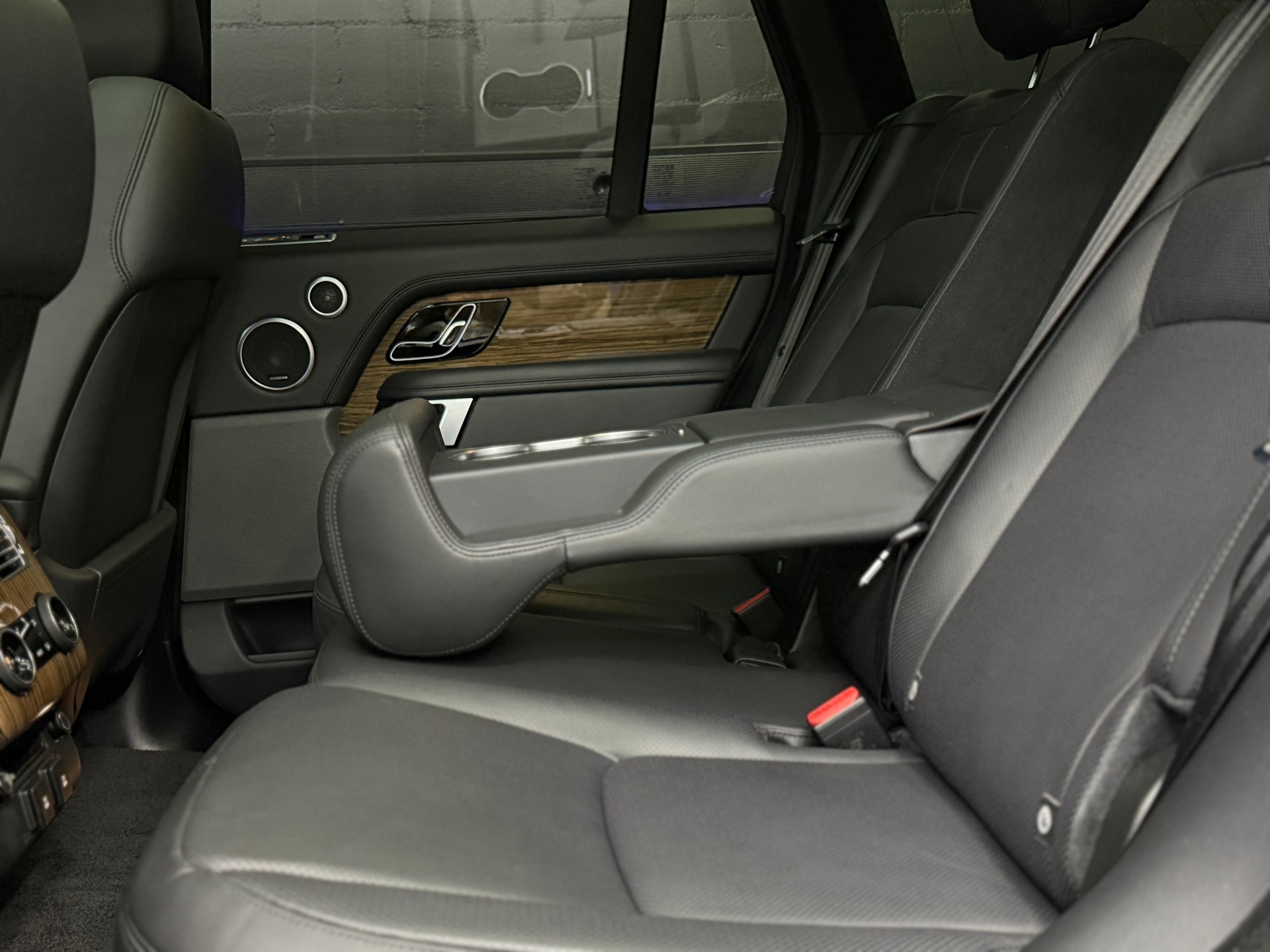 LAND ROVER Range Rover 3.0 SDV6 Vogue Automatic-image-23