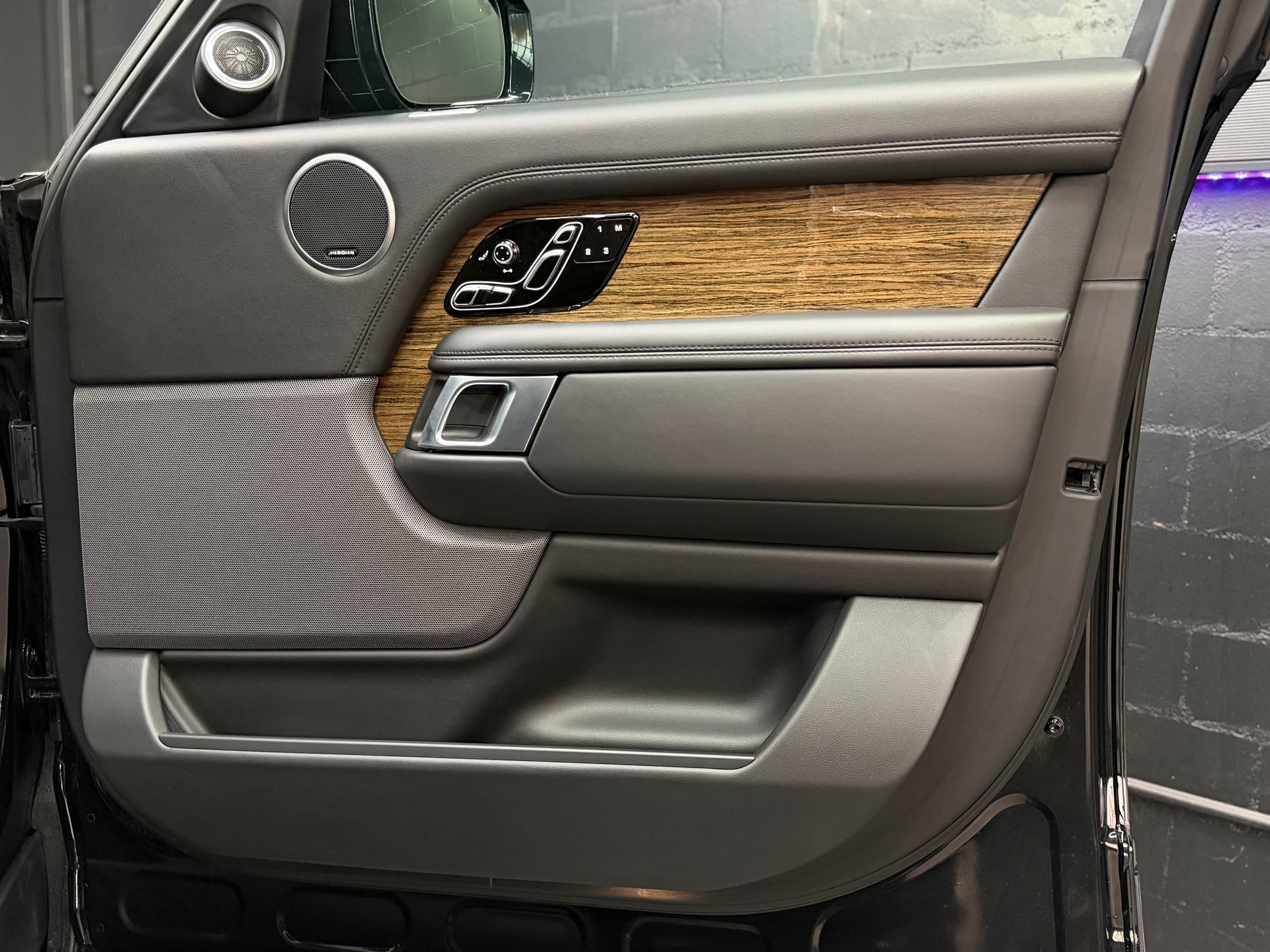 LAND ROVER Range Rover 3.0 SDV6 Vogue Automatic-image-21