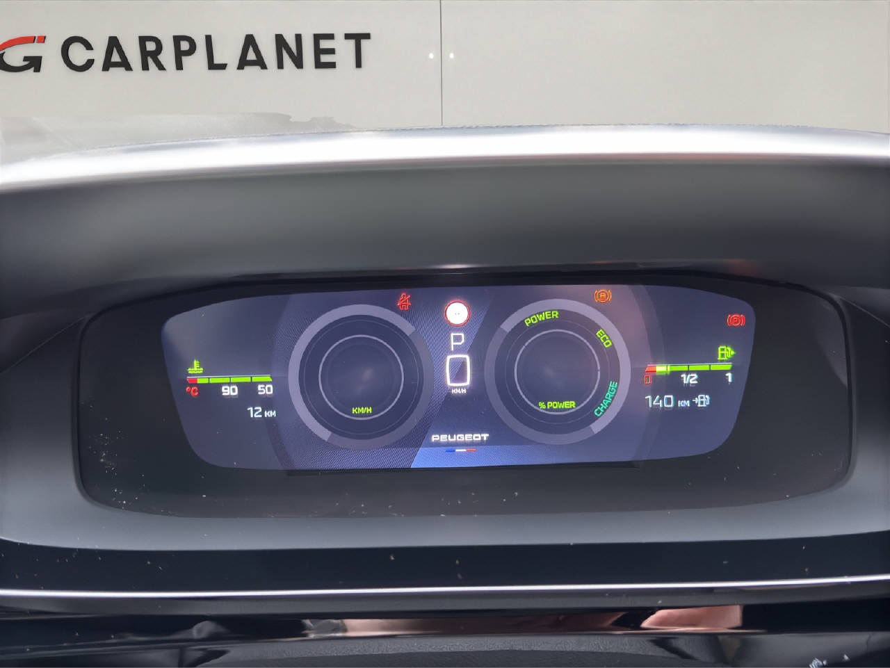 PEUGEOT 308 SW 1.2 Hybrid GT-image-8