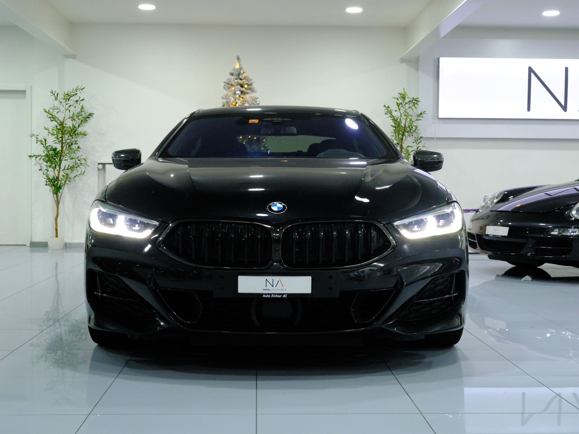 BMW 840d xDrive M Sport Steptronic-showroom-element-2