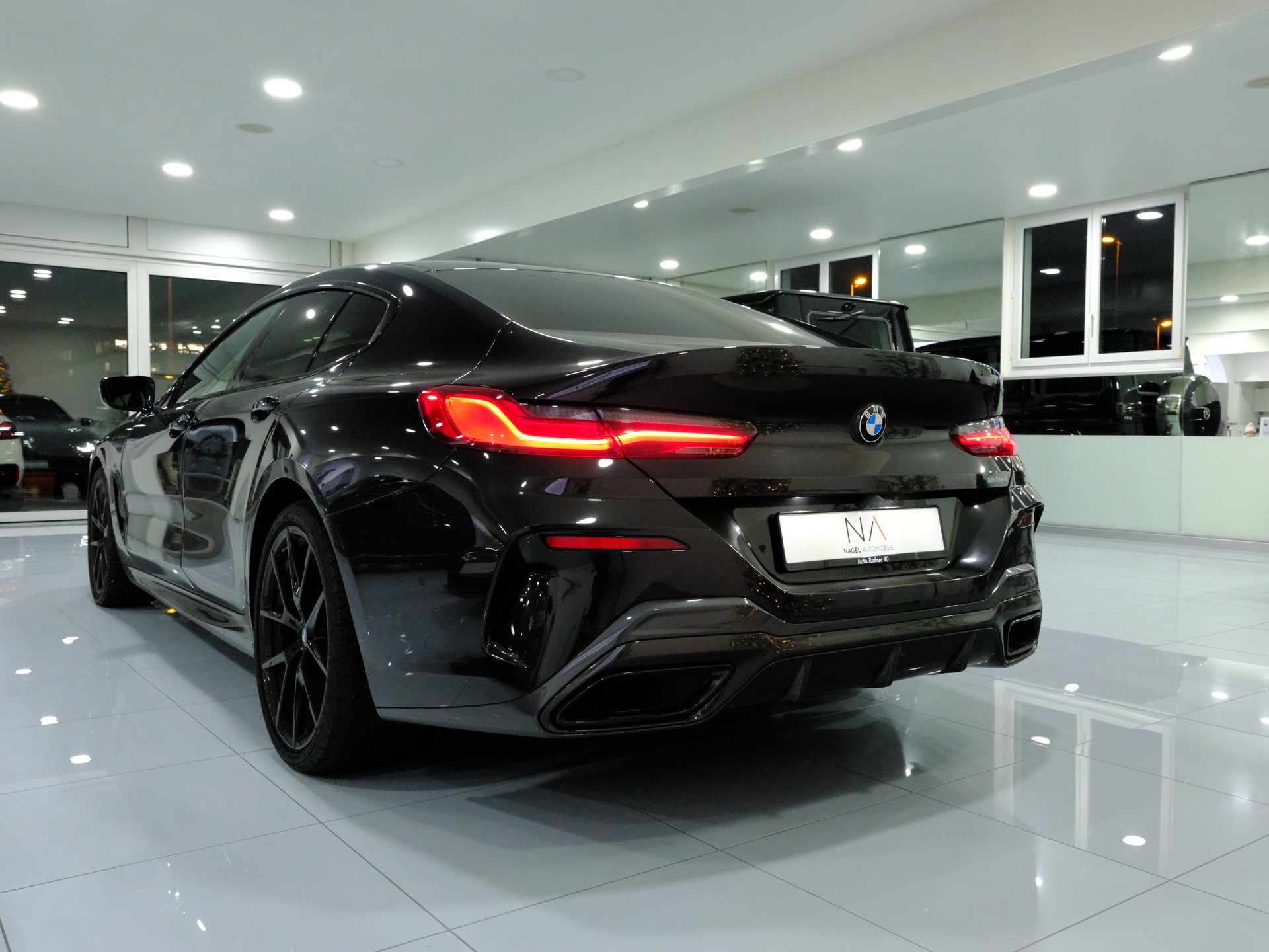 BMW 840d xDrive M Sport Steptronic-image-4