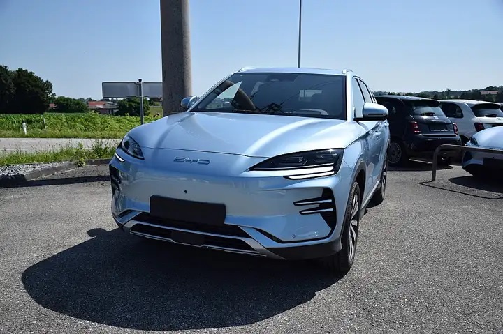 BYD Seal U DM-i "Design" AWD-image-0