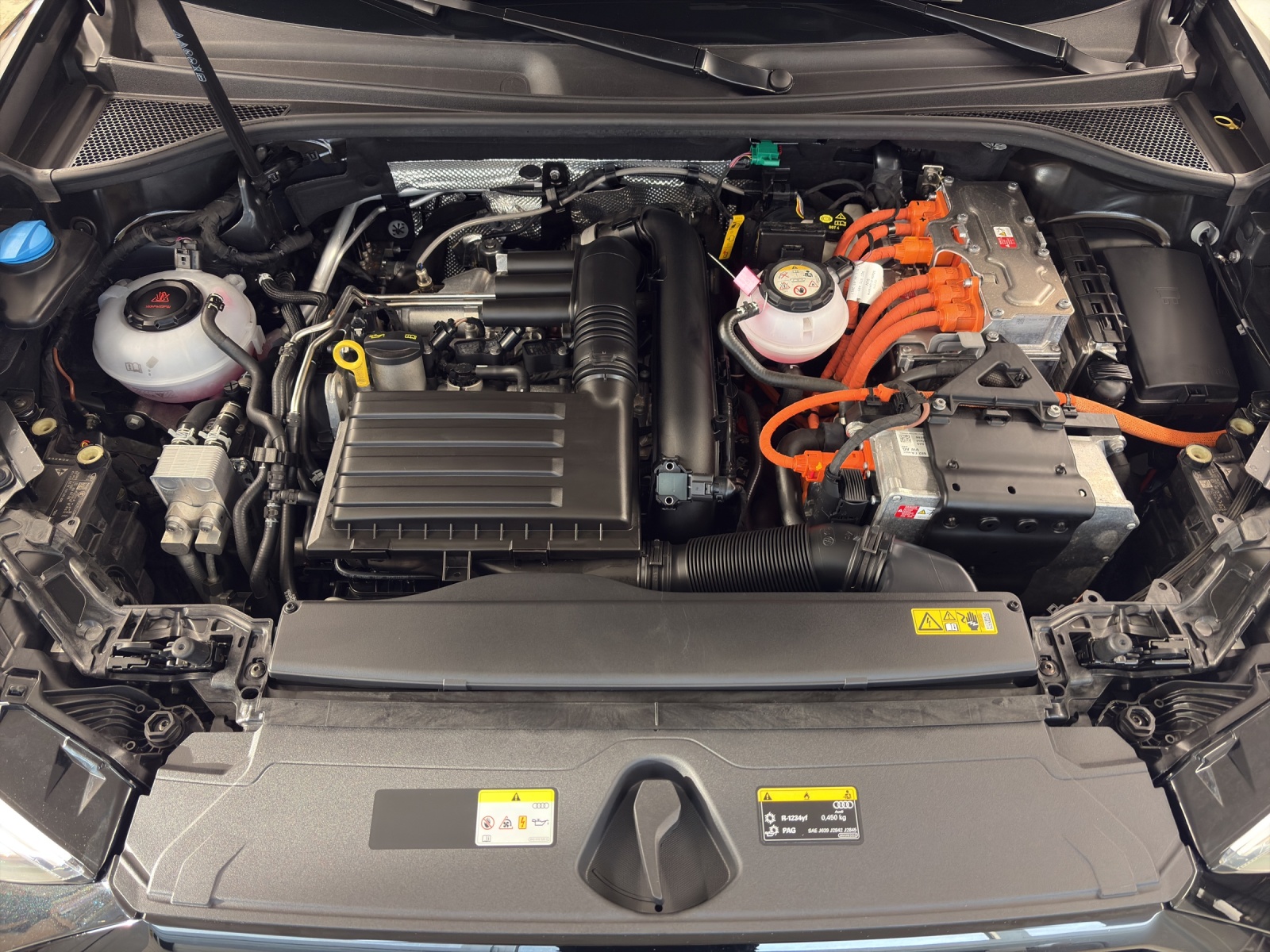Image AUDI Q3 Q3 SB 45 e S li Attr S-tr