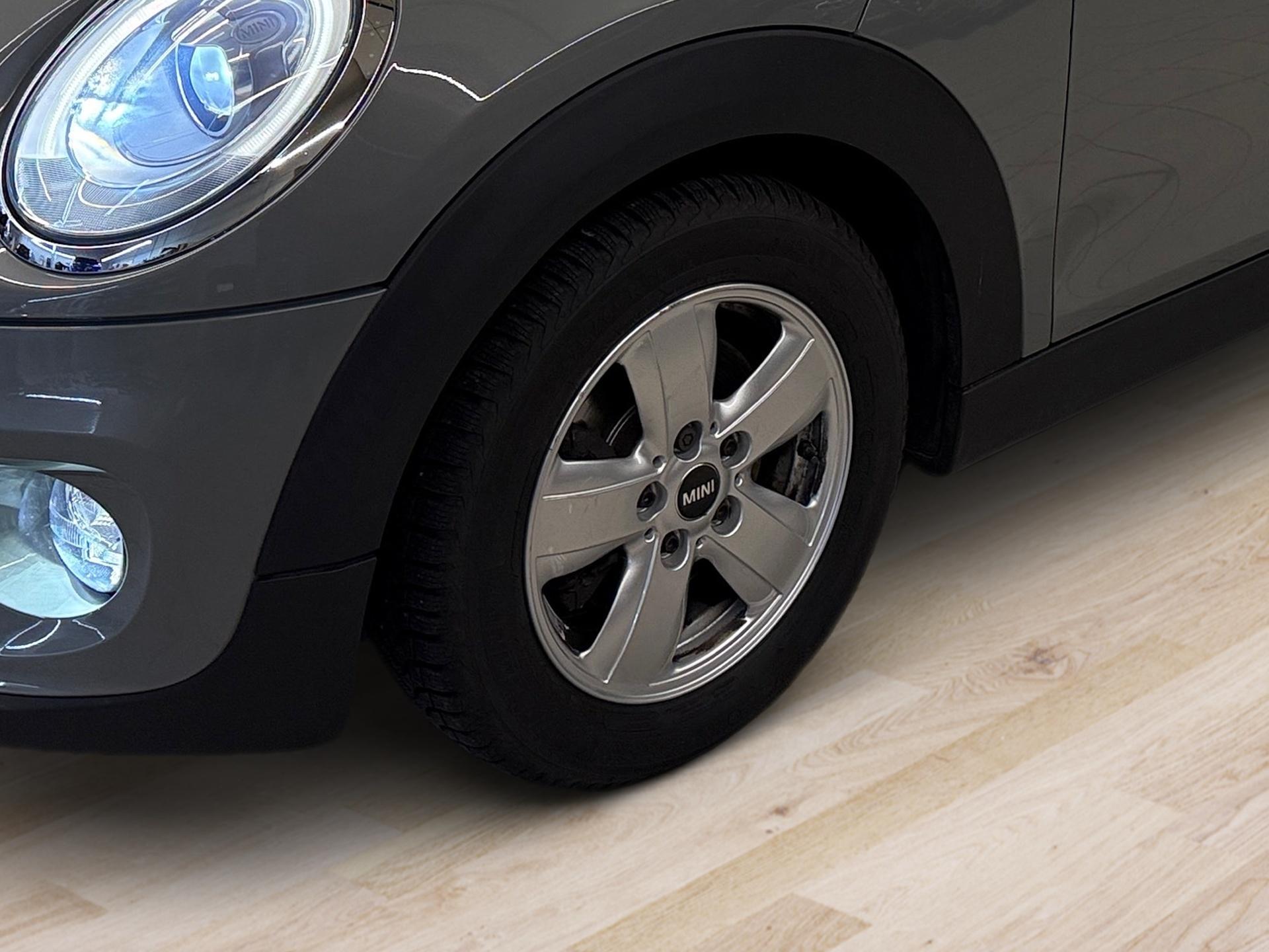 MINI F56 1.5i Cooper-image-9