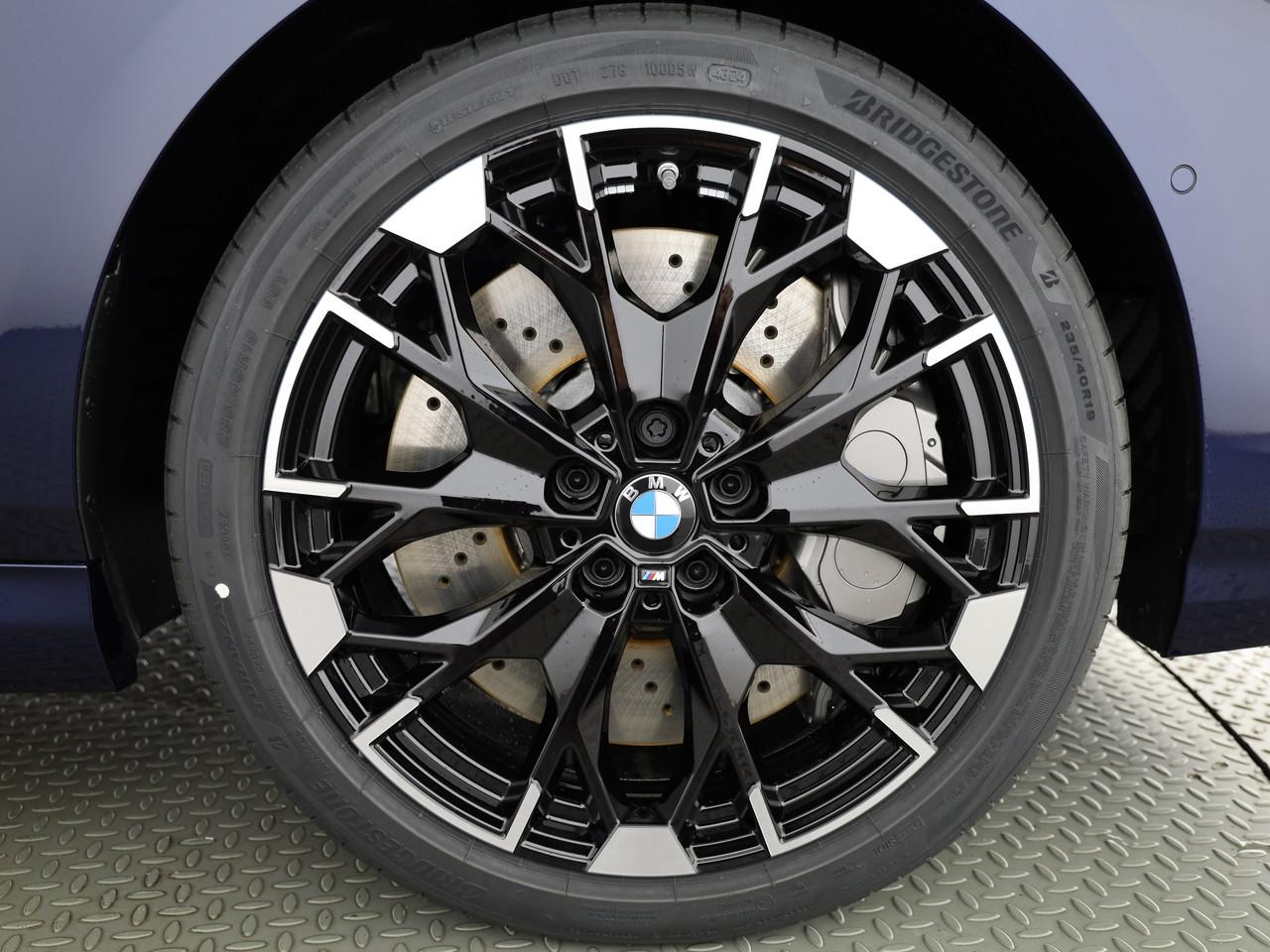 BMW M235i xDrive Gran Coupé-image-15