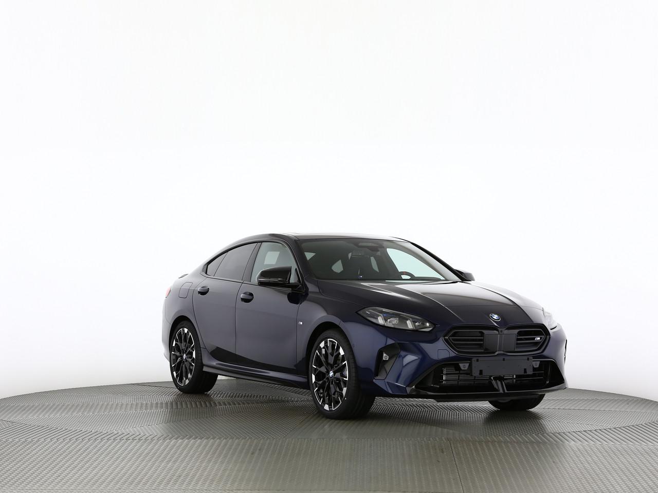 BMW M235i xDrive Gran Coupé-image-11