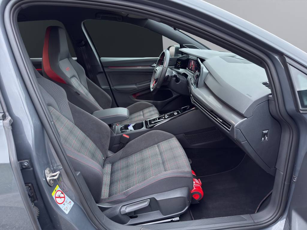 VW Golf 2.0 TSI GTI DSG-image-10