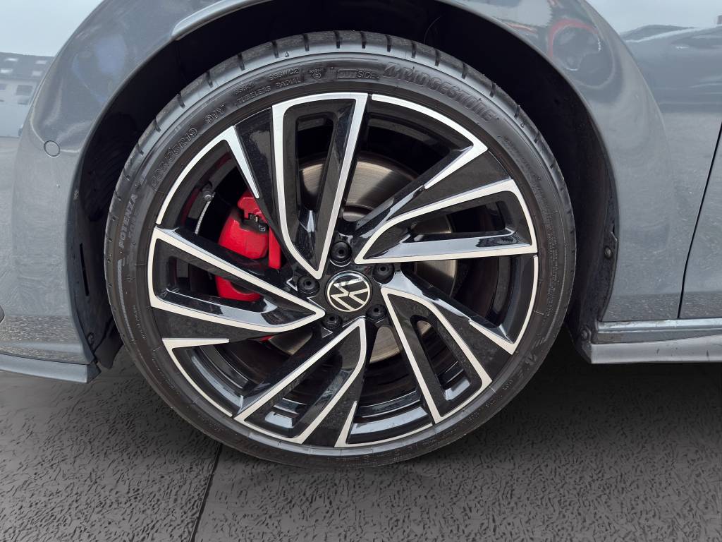 VW Golf 2.0 TSI GTI DSG-image-15
