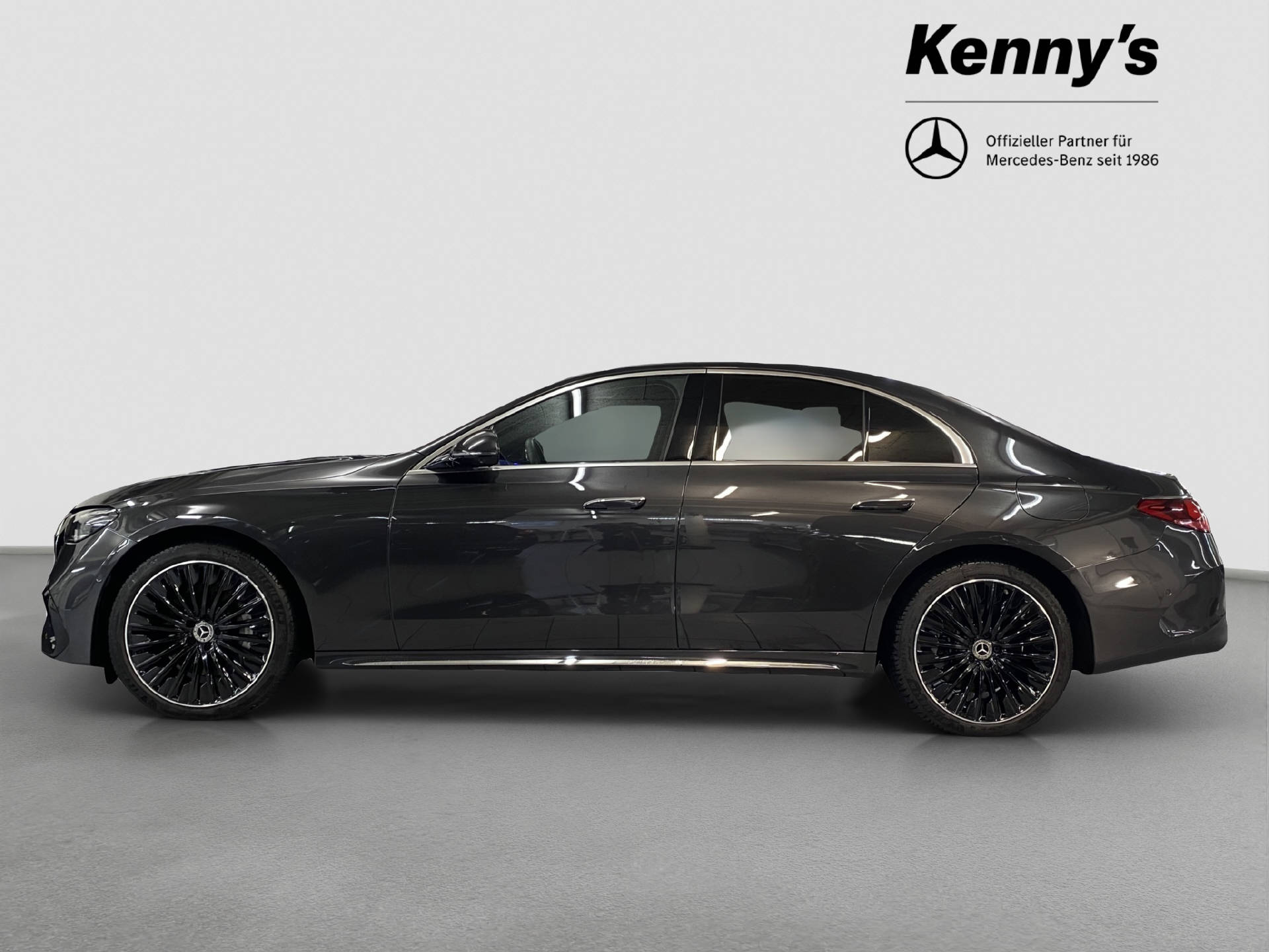 MERCEDES-BENZ E 400 e AMG Line 4MATIC-image-2