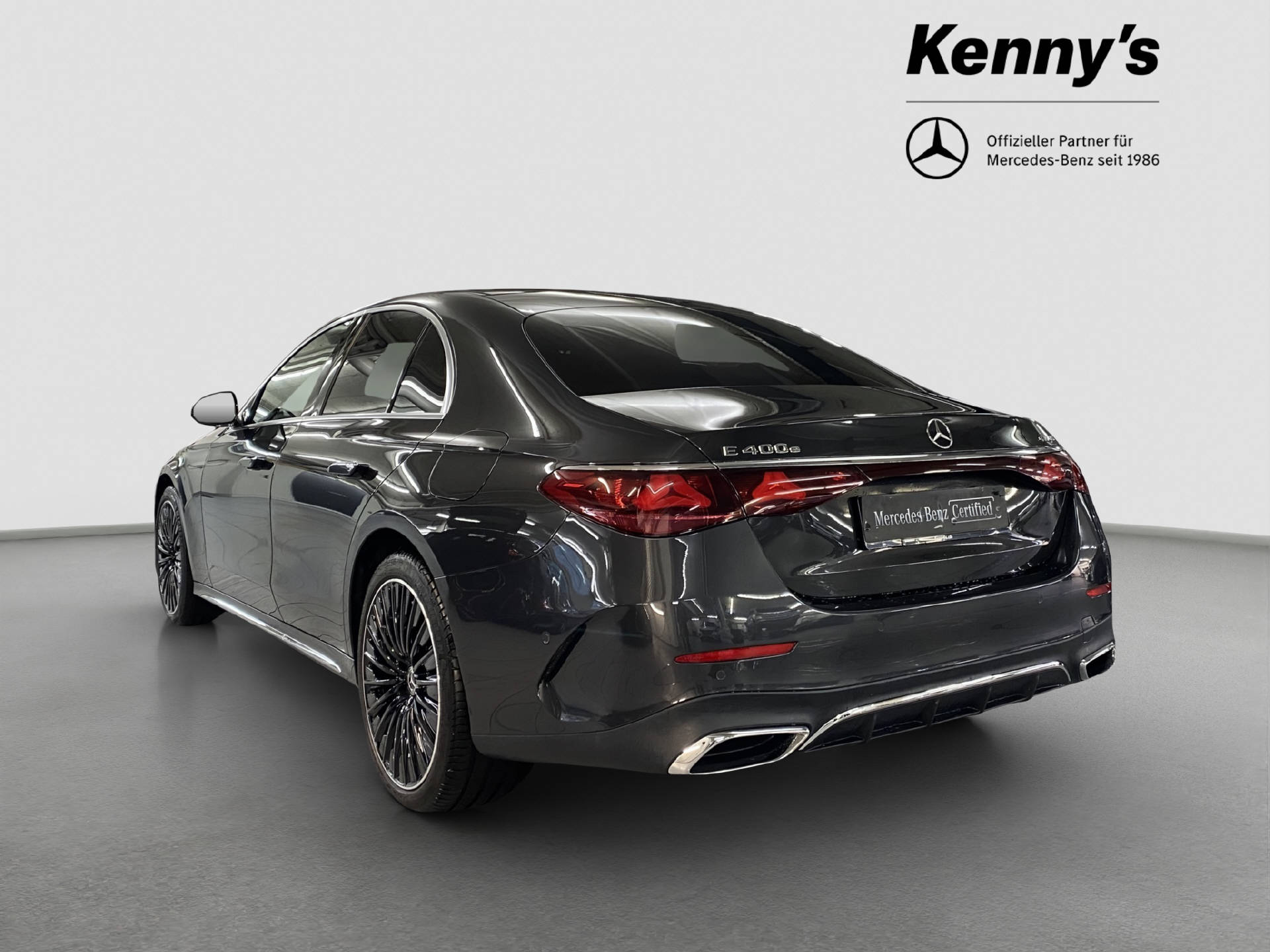 MERCEDES-BENZ E 400 e AMG Line 4MATIC-image-3